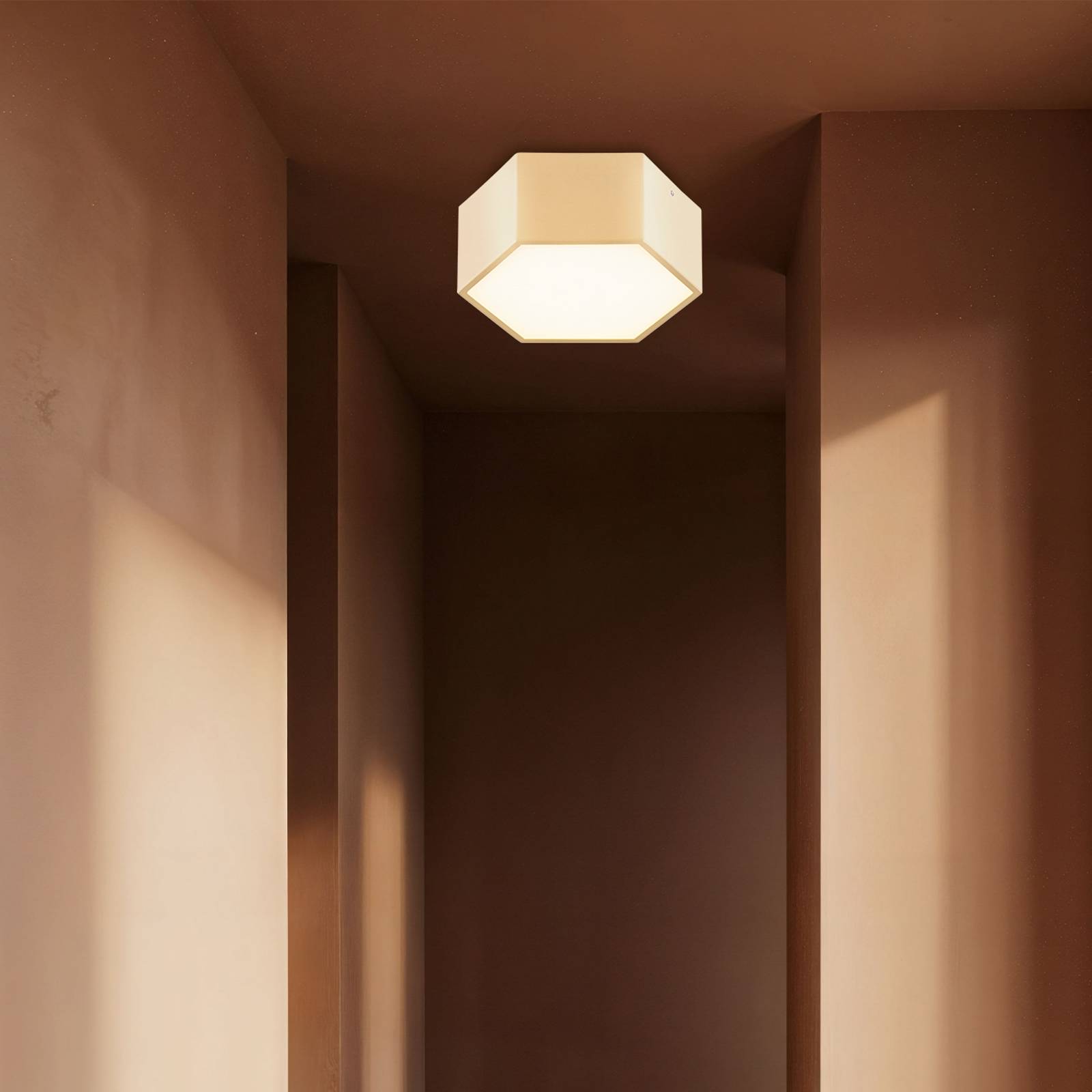 LED-Deckenleuchte Libre, goldfarben, Stahl, 3.000 K günstig online kaufen