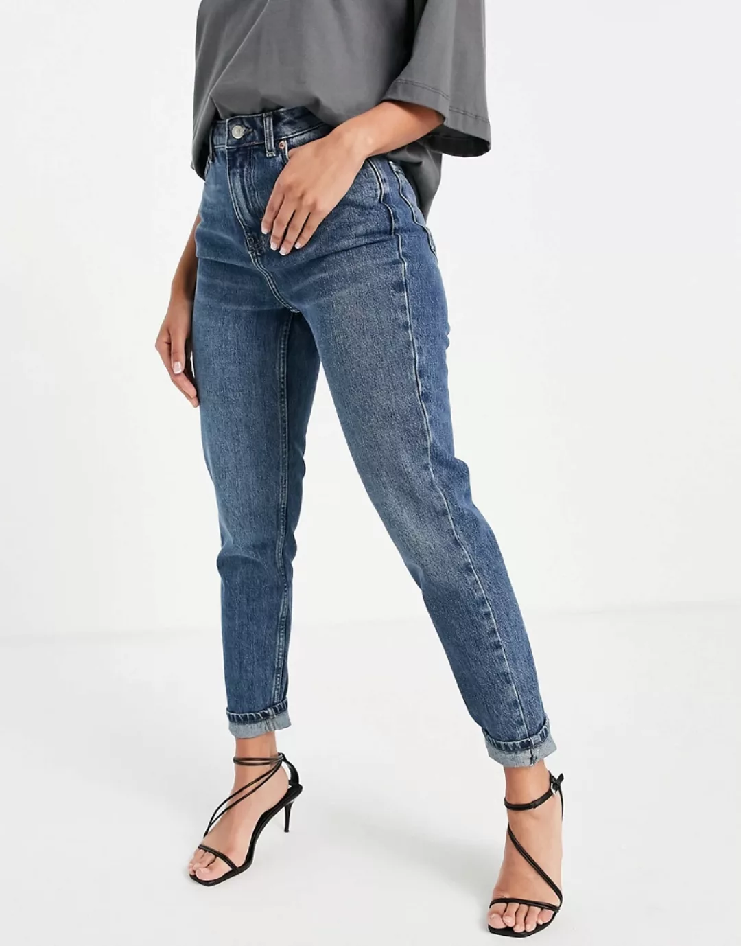 Topshop – Mom-Jeans aus recyceltem Baumwollmix in Authentic-Blau günstig online kaufen