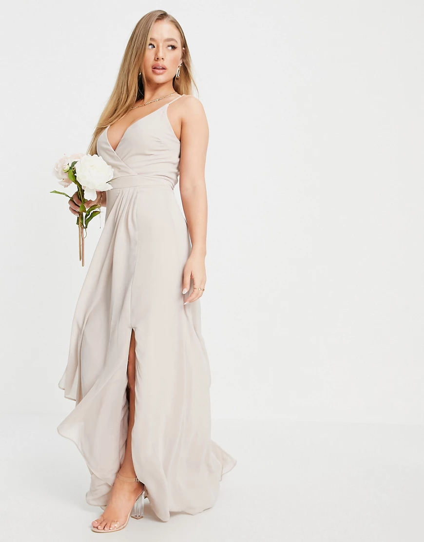 TFNC – Bridesmaid – Camisole-Maxikleid mit Wickeloptik und Schwalbenschwanz günstig online kaufen