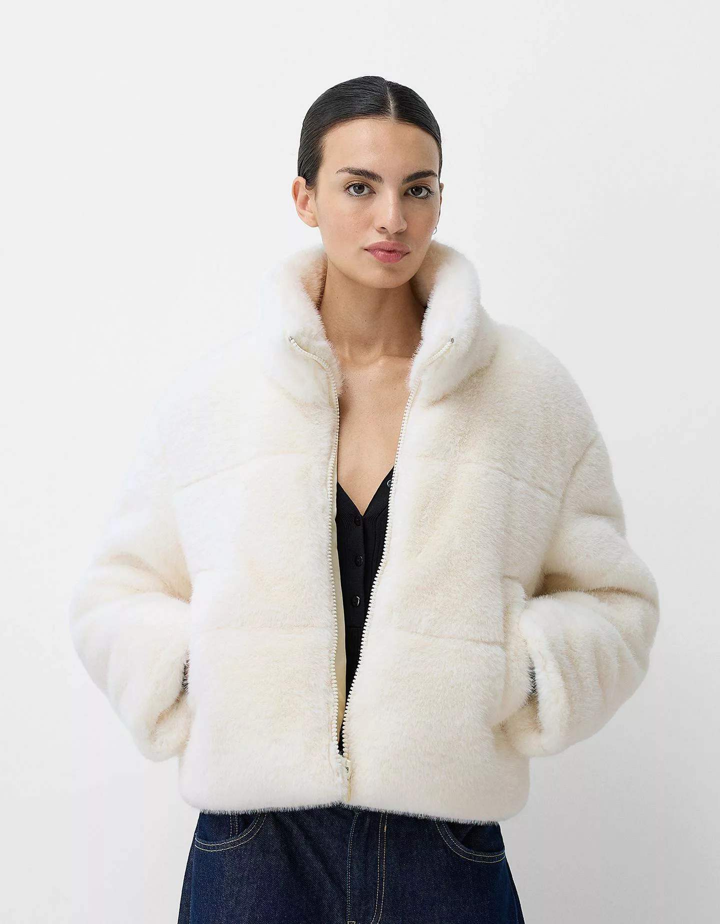 Bershka Steppjacke Aus Lammfellimitat Damen L Grbrochenes Weiss günstig online kaufen