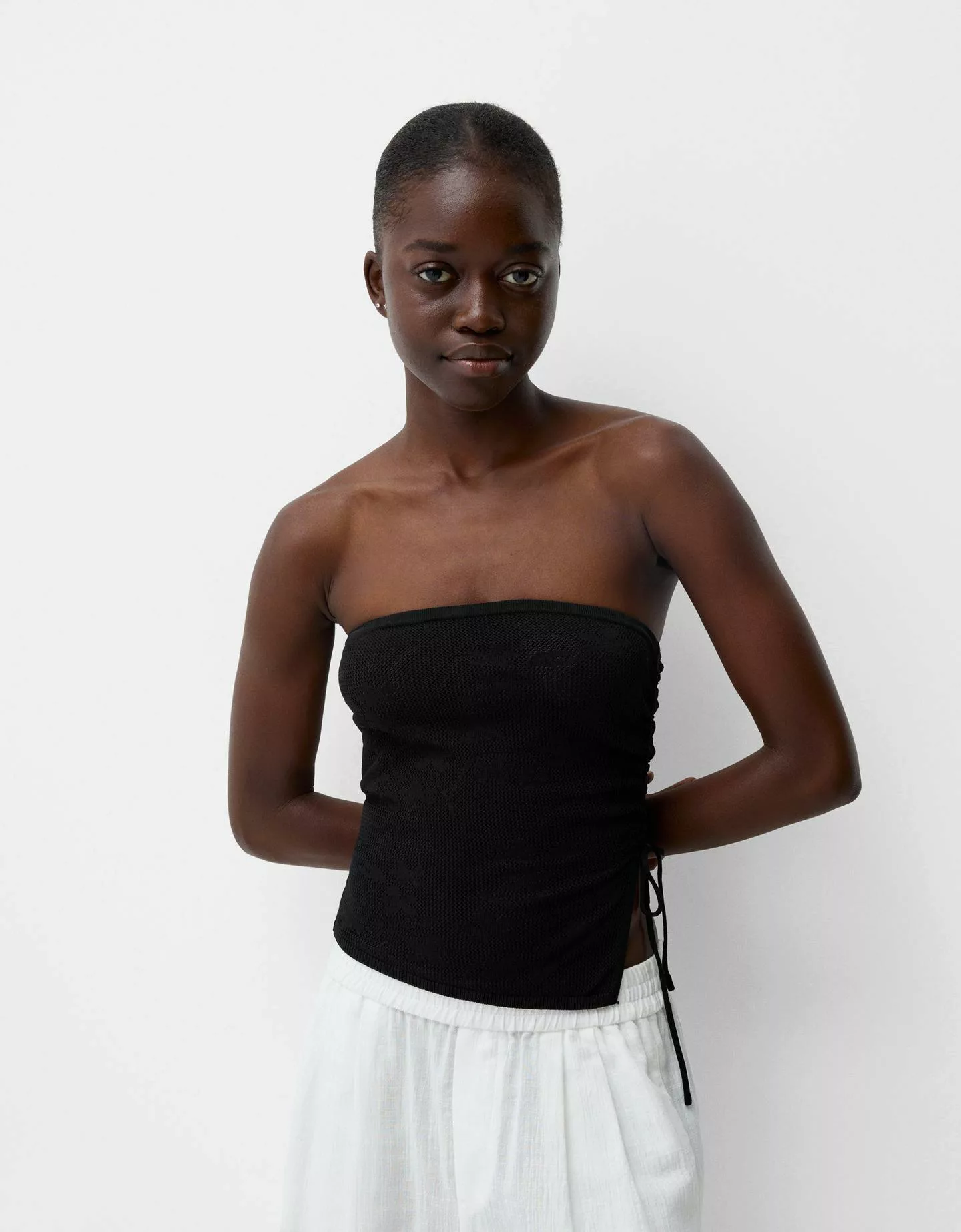 Bershka Bandeau-Top Mit Jacquard Damen L Schwarz günstig online kaufen