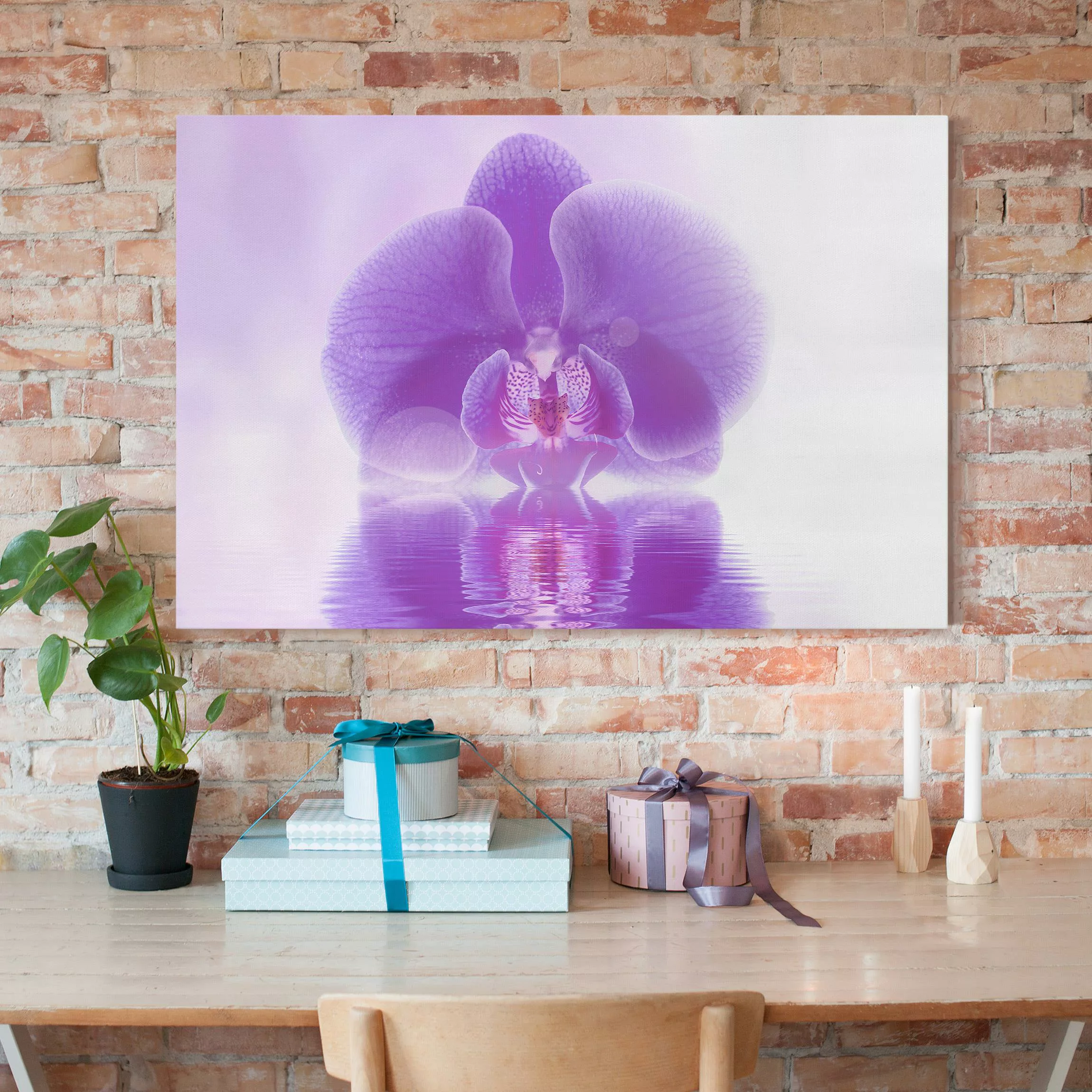 Leinwandbild Blumen - Querformat Lila Orchidee auf Wasser günstig online kaufen