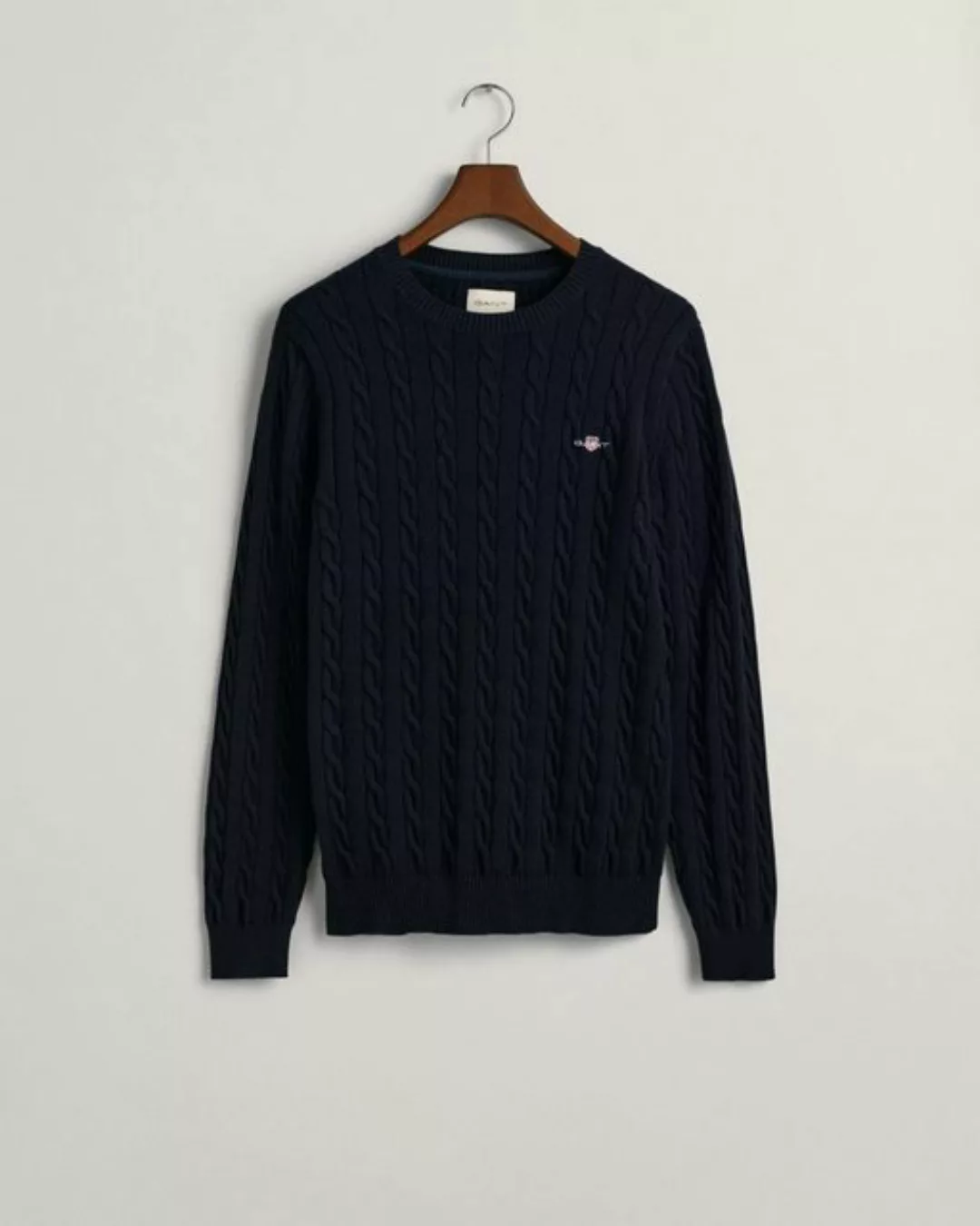 Gant Strickpullover COTTON CABLE C-NECK mit Wappen-Logostickerei auf der Br günstig online kaufen