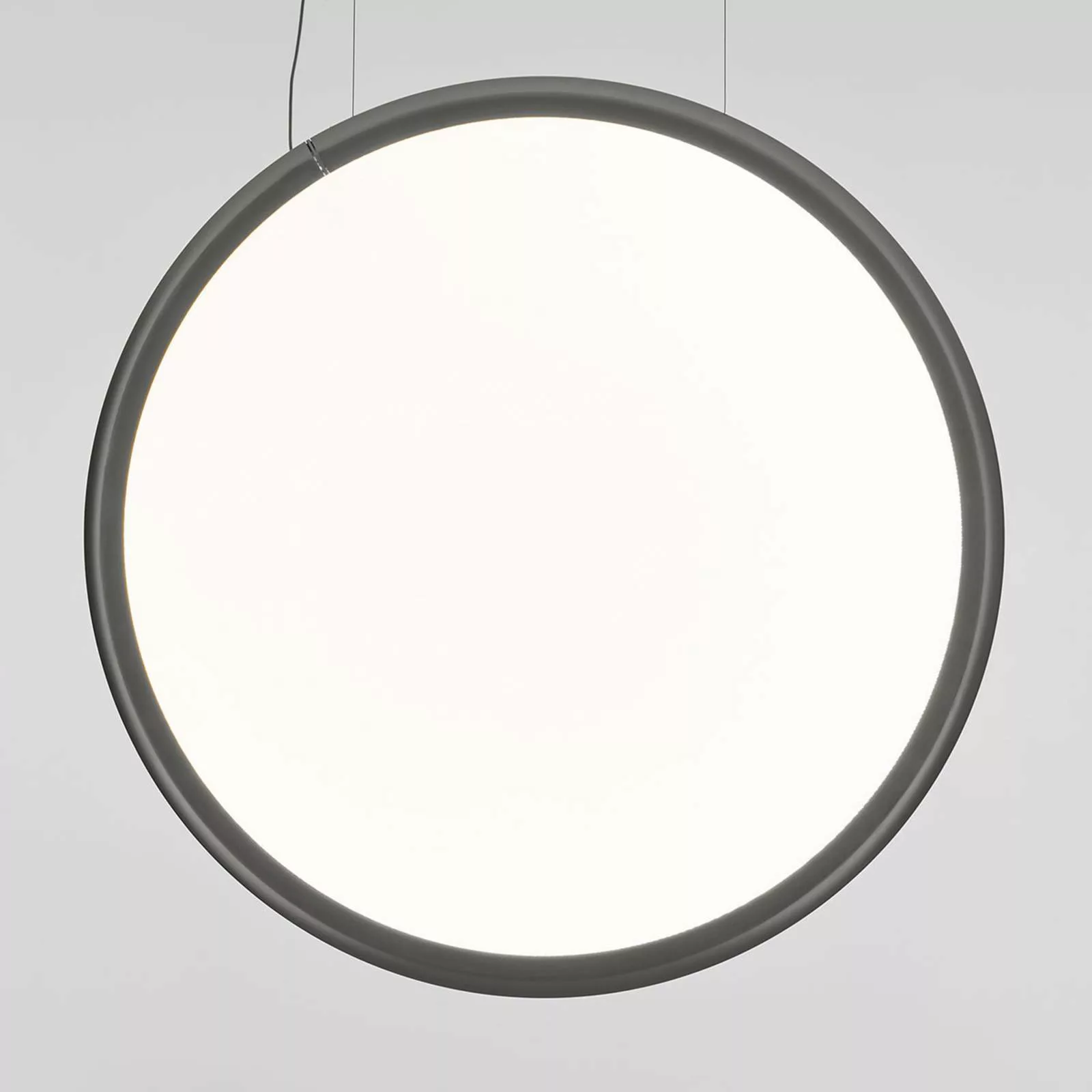 Artemide Discovery Vertical alu 140 cm, via App günstig online kaufen