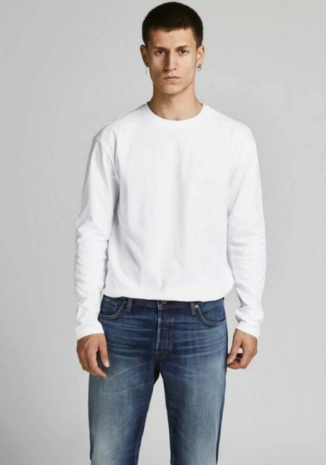 Jack & Jones – Essentials – Langärmliges Oberteil aus Bio-Baumwolle in Grau günstig online kaufen