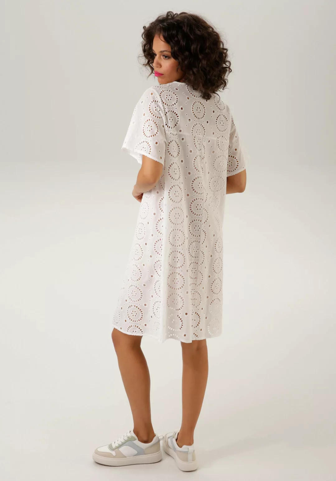 Aniston CASUAL Blusenkleid, mit romantischer Lochstickerei günstig online kaufen