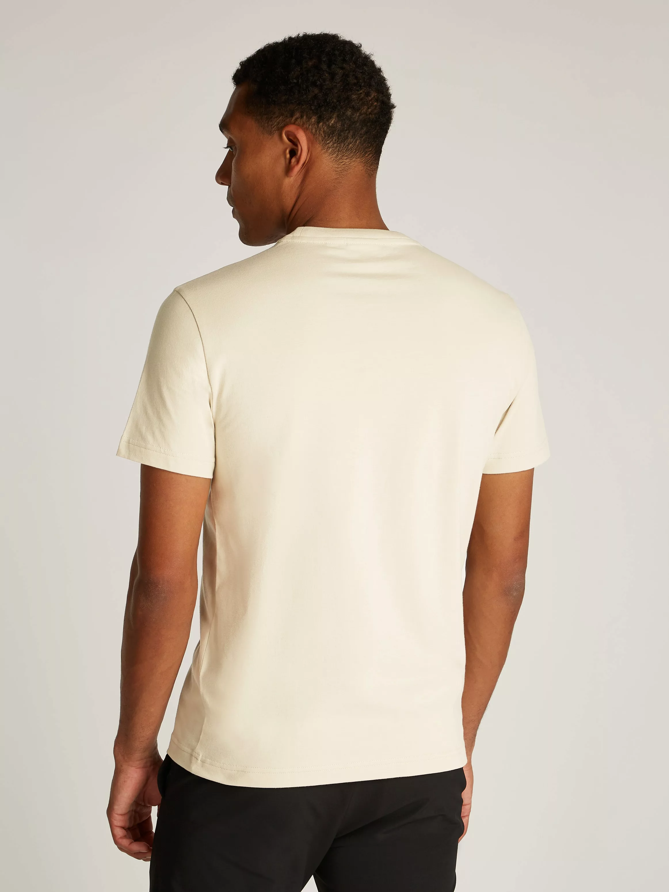 Calvin Klein Rundhalsshirt "SPLIT LINE LOGO T-SHIRT", mit Logoprint günstig online kaufen