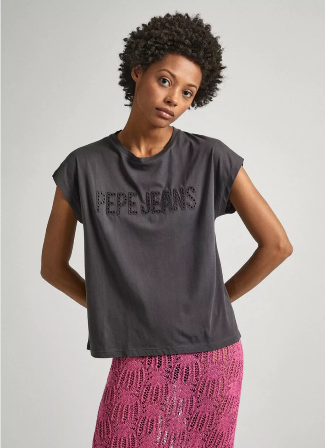 Pepe Jeans T-Shirt LILITH mit Logoapplikation günstig online kaufen