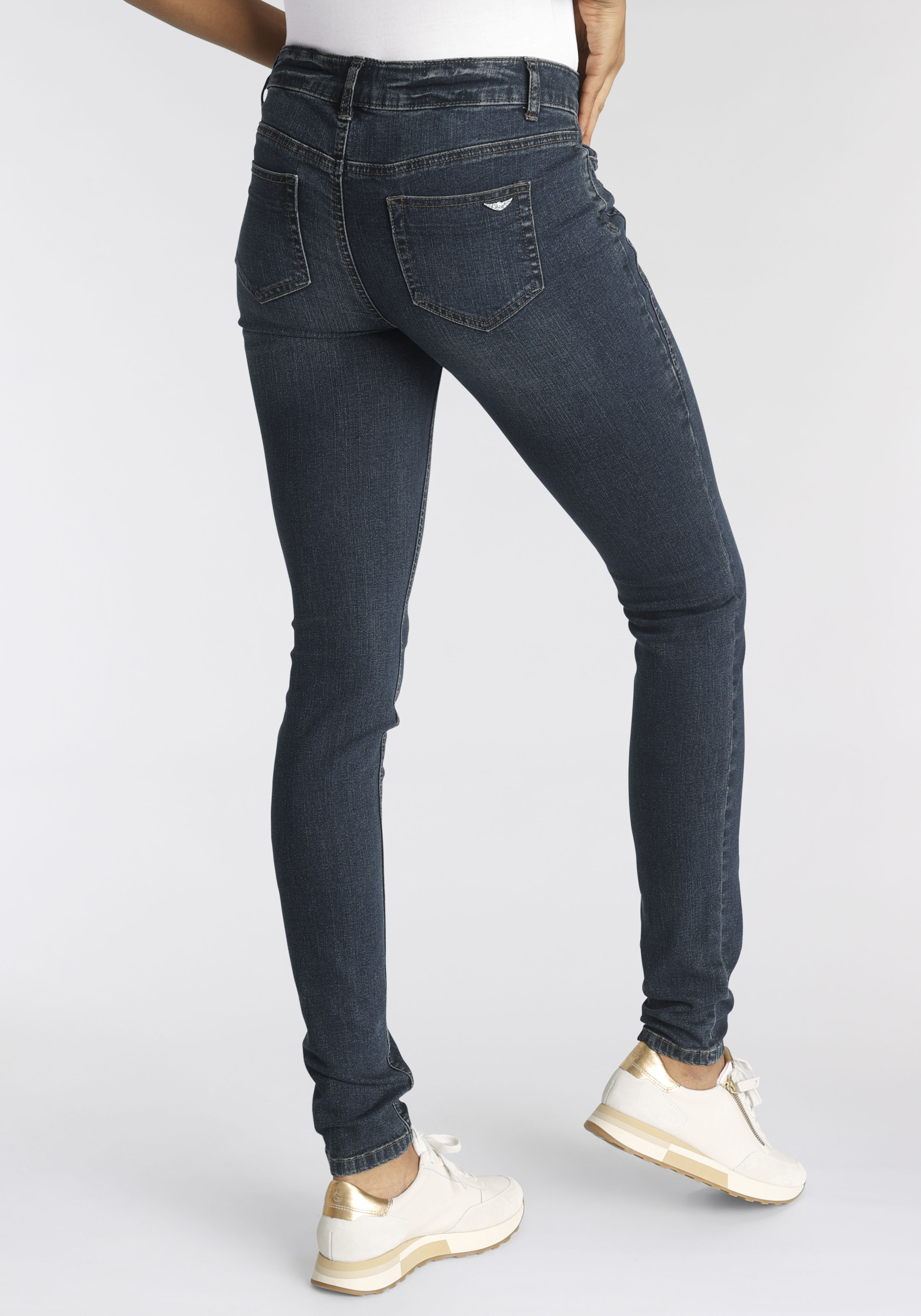 Arizona Skinny-fit-Jeans "mit Keileinsätzen", Low Waist günstig online kaufen