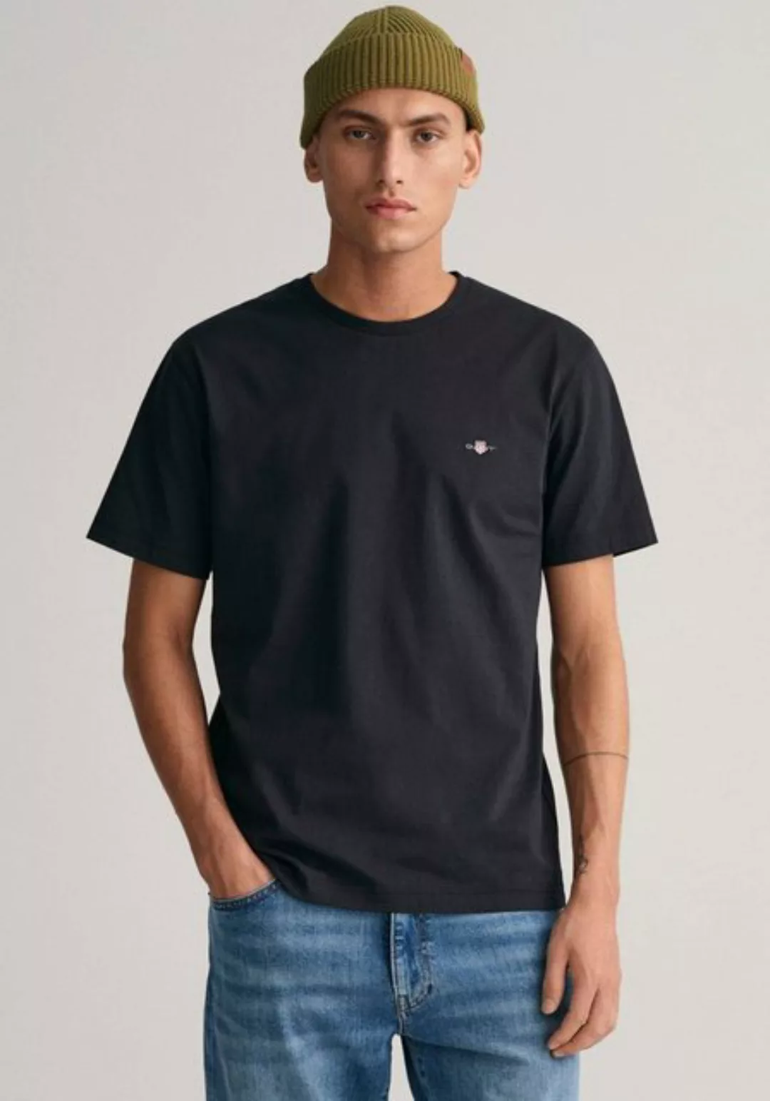 Gant T-Shirt "SLIM SHIELD SS T-SHIRT", mit Logostickerei auf der Brust günstig online kaufen