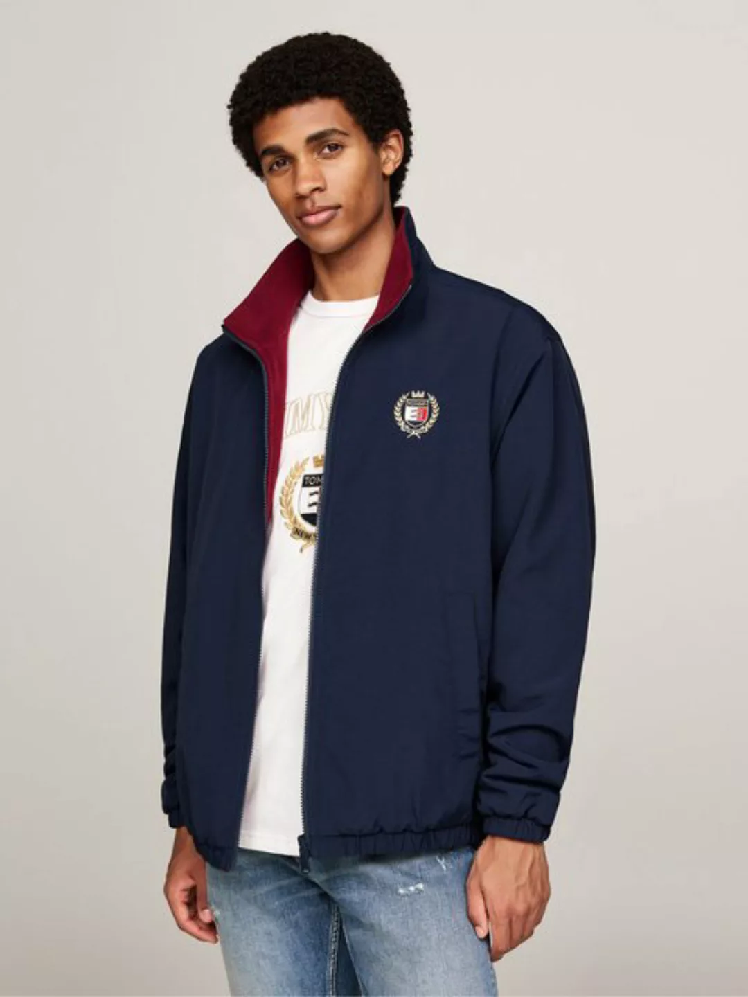 Tommy Jeans Windbreaker "TJM POLAR CREST REVERSE JKT EXT", Stickerei auf Br günstig online kaufen