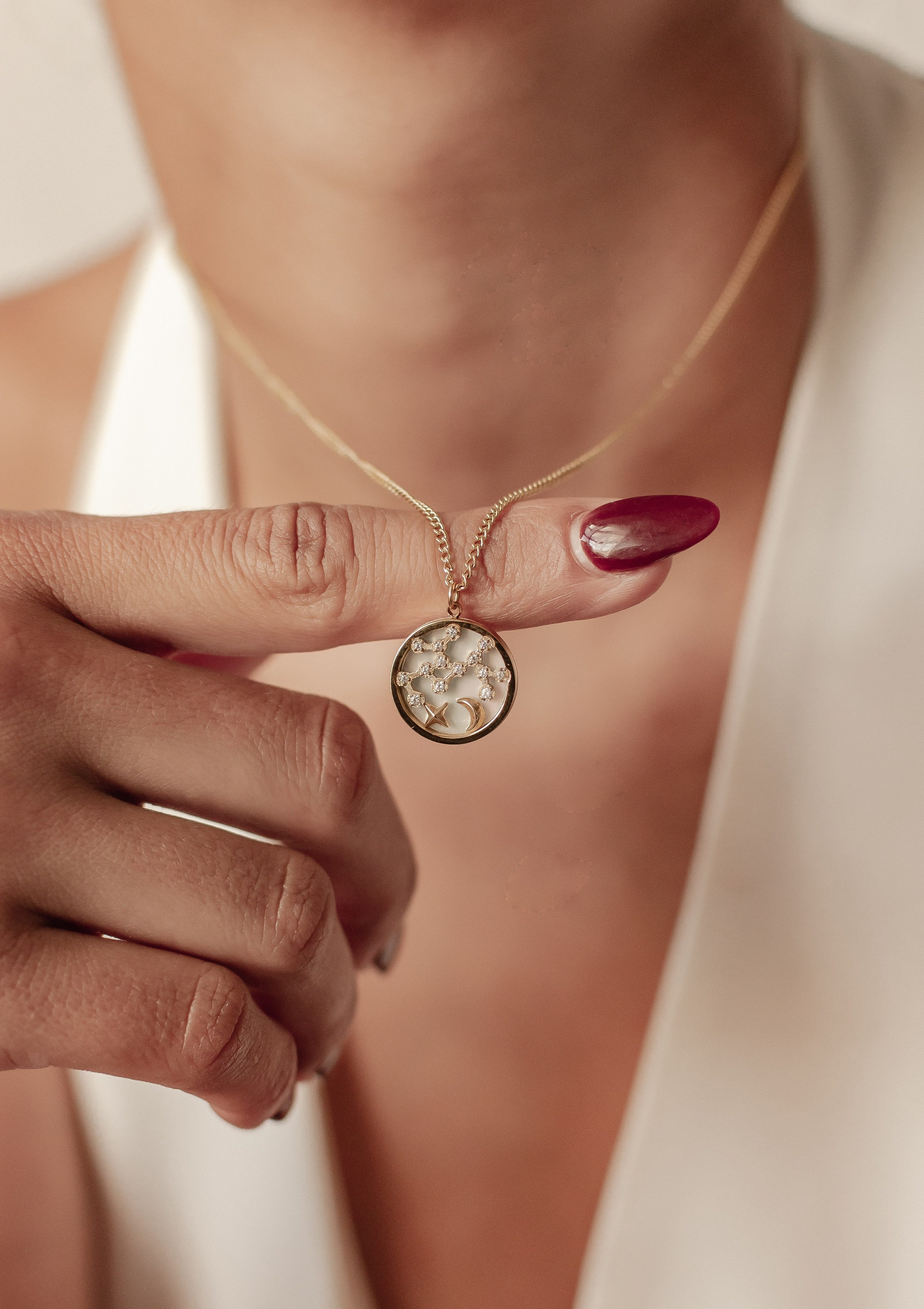Hey Happiness Kette mit Anhänger Sternzeichen günstig online kaufen