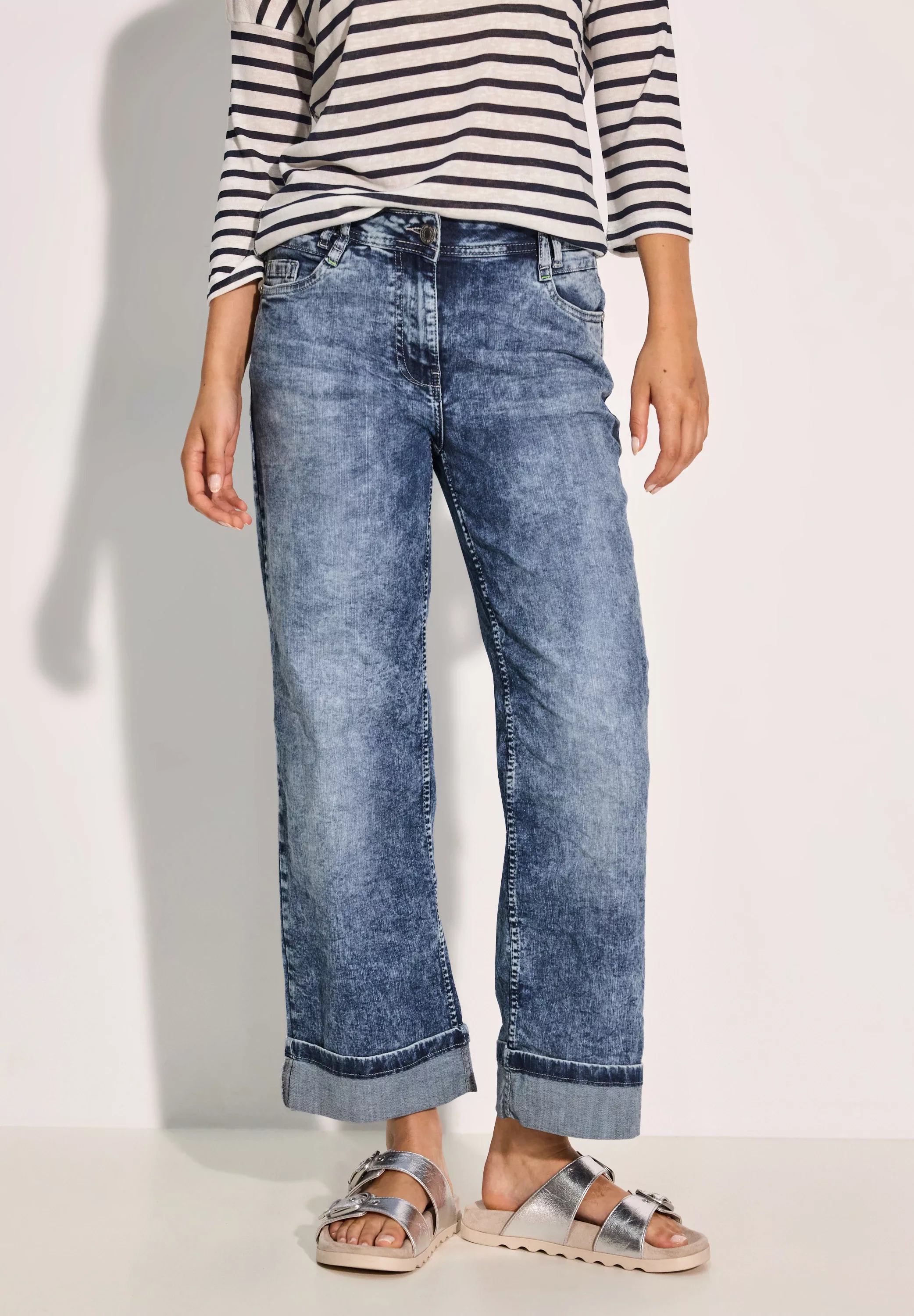 Cecil 5-Pocket-Jeans "STYLE NEELE", Loose fit, mit Turn-Up am Saum günstig online kaufen