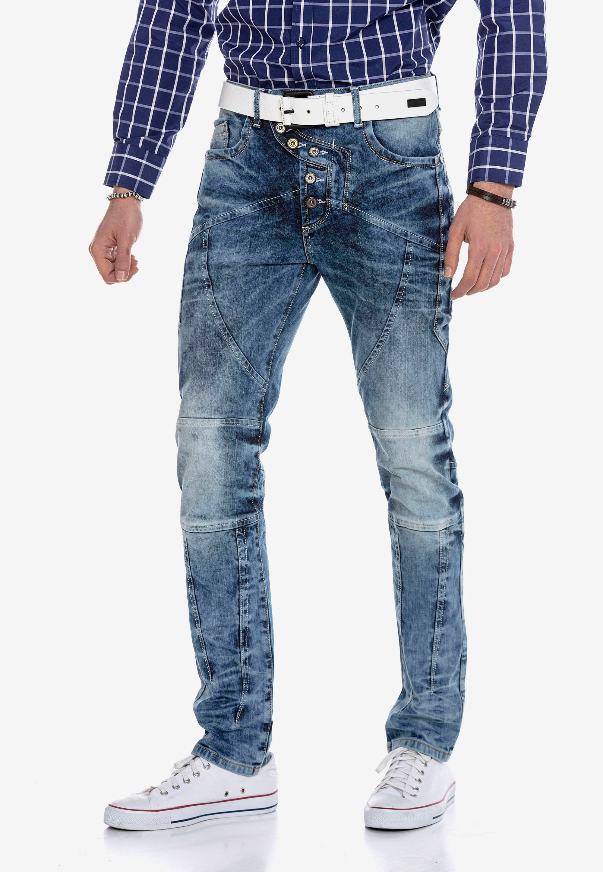 Cipo & Baxx Bequeme Jeans "CD346", mit lässiger Waschung günstig online kaufen