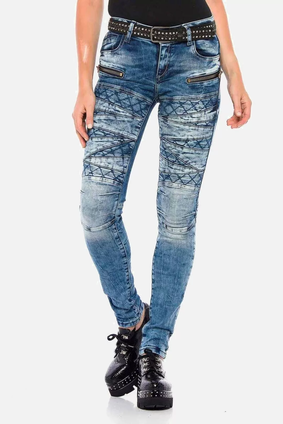 Cipo & Baxx Slim-fit-Jeans "Jeans", mit coolen Stickelementen, WD381 günstig online kaufen