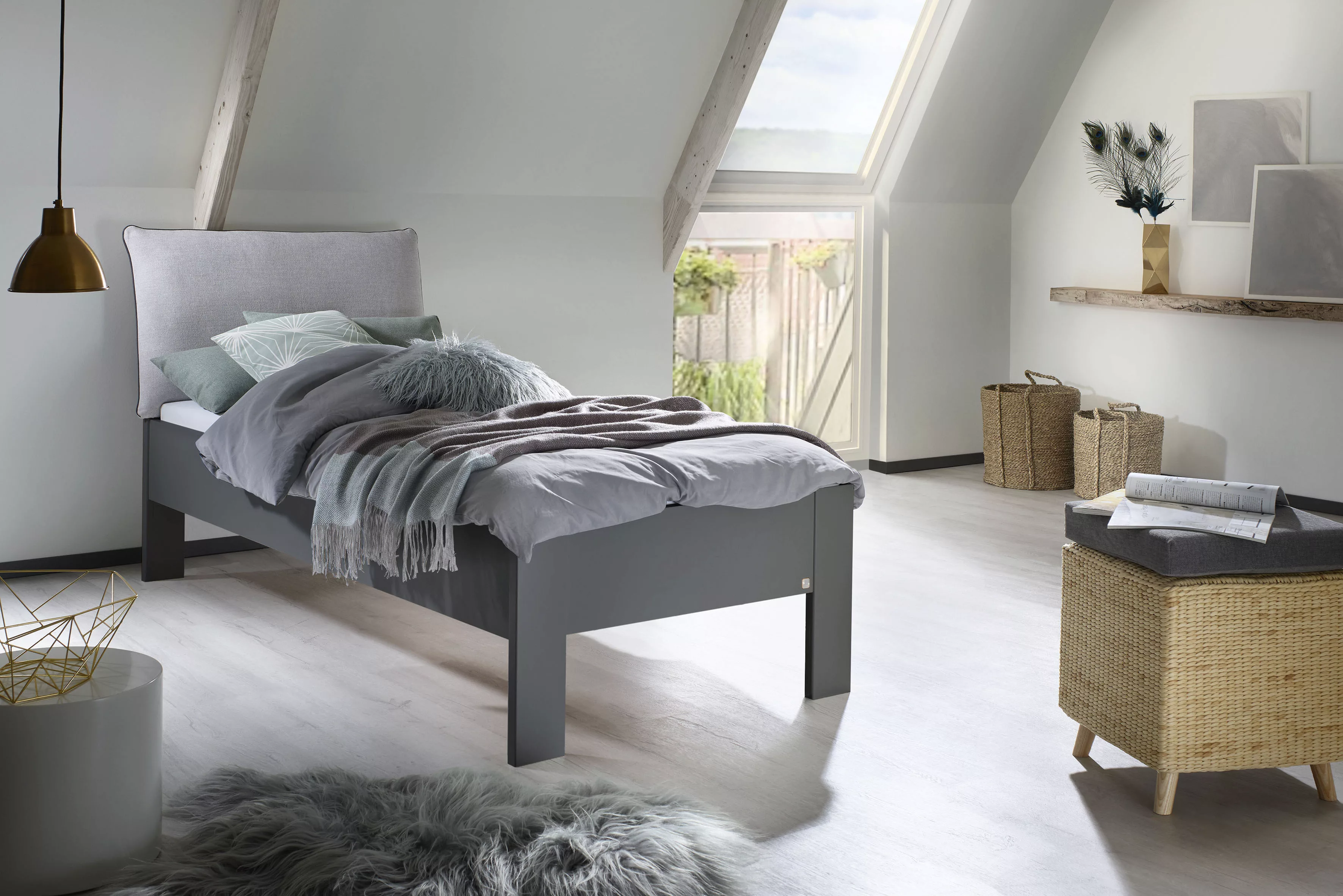 rauch Futonbett "Aditio", Kopfteil Webstoff mit abgesetztem Keder günstig online kaufen