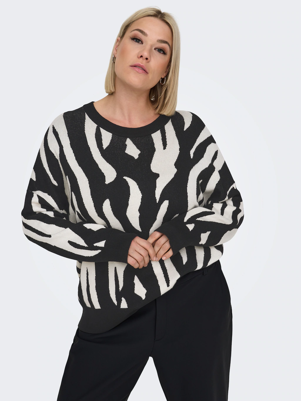 ONLY CARMAKOMA Strickpullover "CARMONTANA LS JQ LOOSE O-NECK KNT" günstig online kaufen