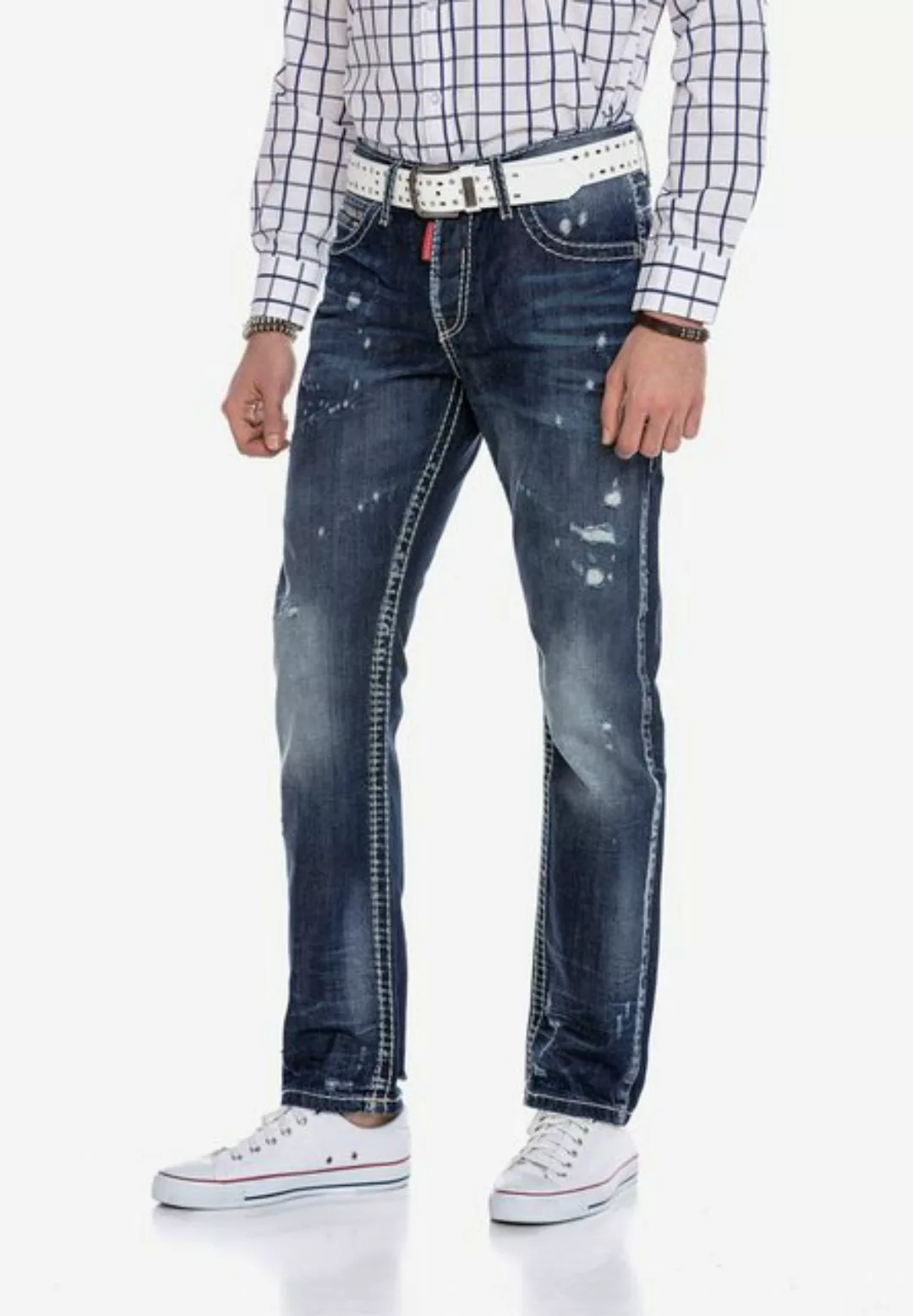 Cipo & Baxx Bequeme Jeans mit stylischen Used-Elementen günstig online kaufen