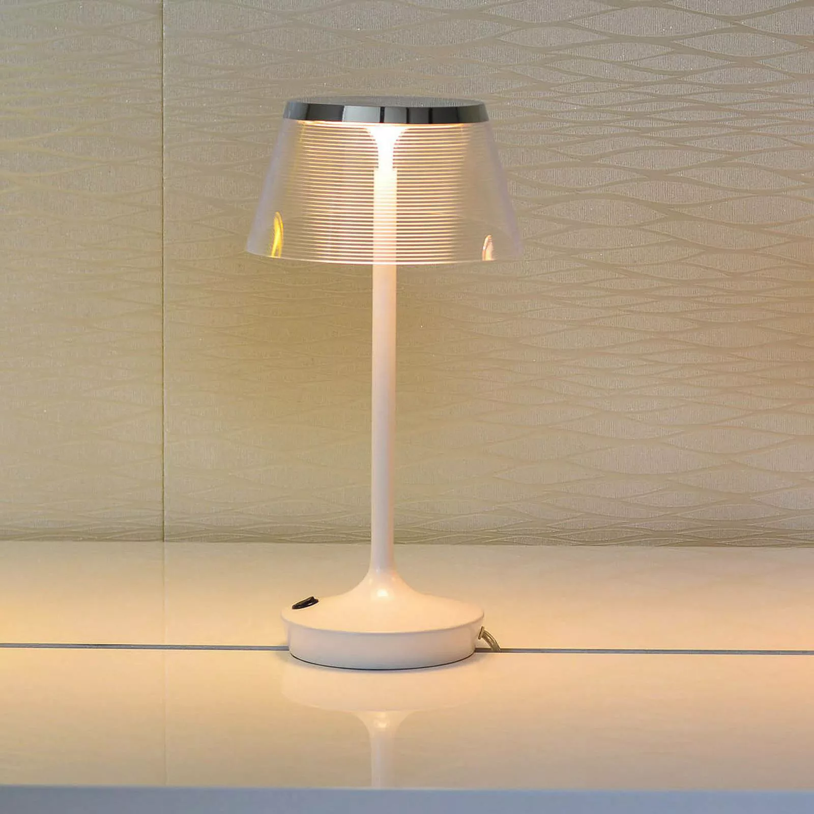 Aluminor La Petite Lampe LED-Tischlampe, weiß günstig online kaufen