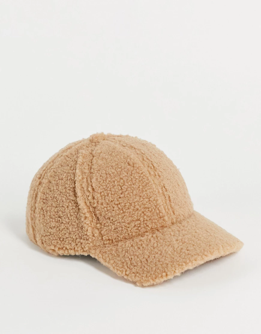 ASOS DESIGN – Baseballkappe aus Teddyfell in Neutral günstig online kaufen