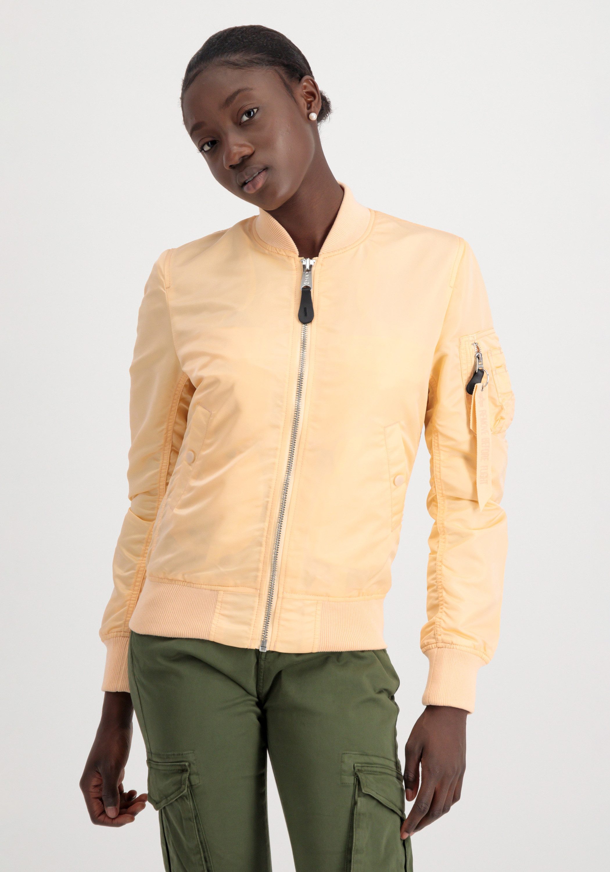 Alpha Industries Bomberjacke "MA-1 VF Light W Bomberjacke" günstig online kaufen