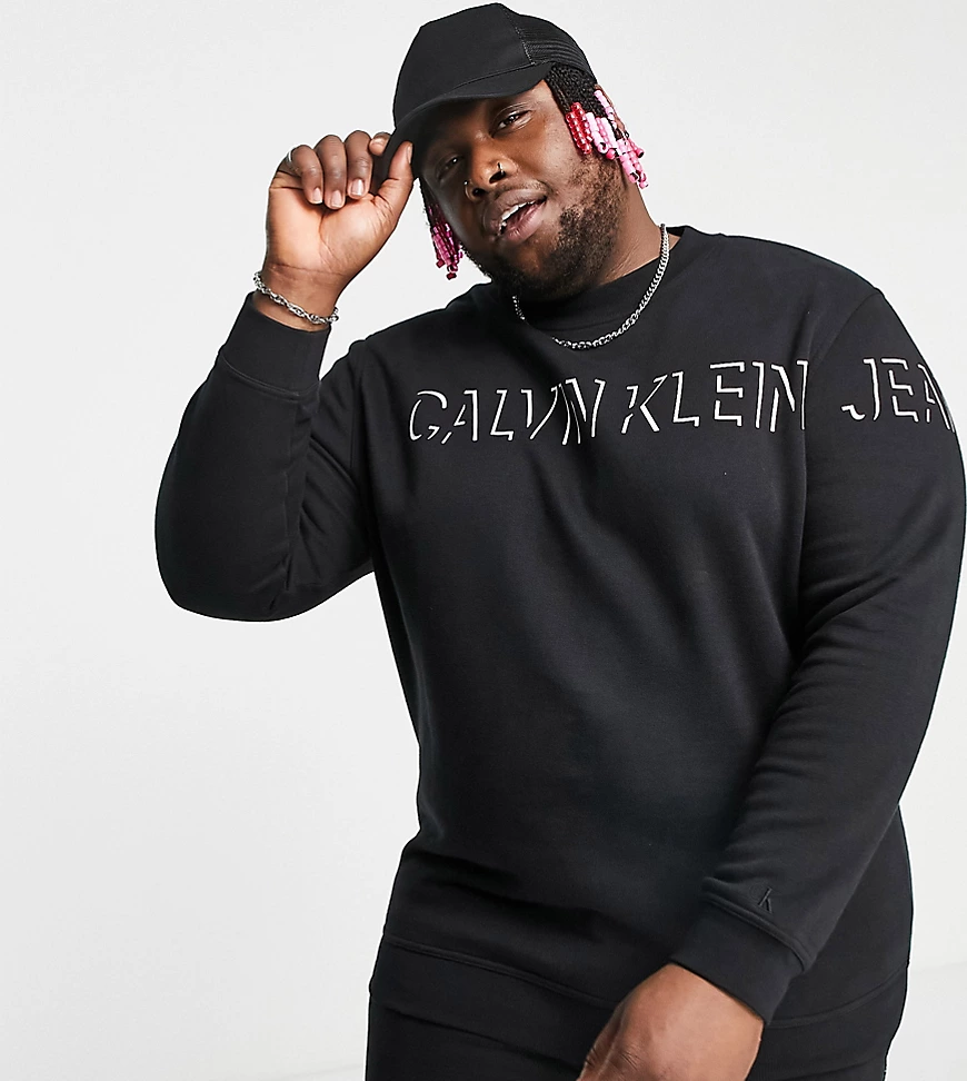 Calvin Klein Jeans Big & Tall – Sweatshirt in Schwarz mit Schattenlogo günstig online kaufen