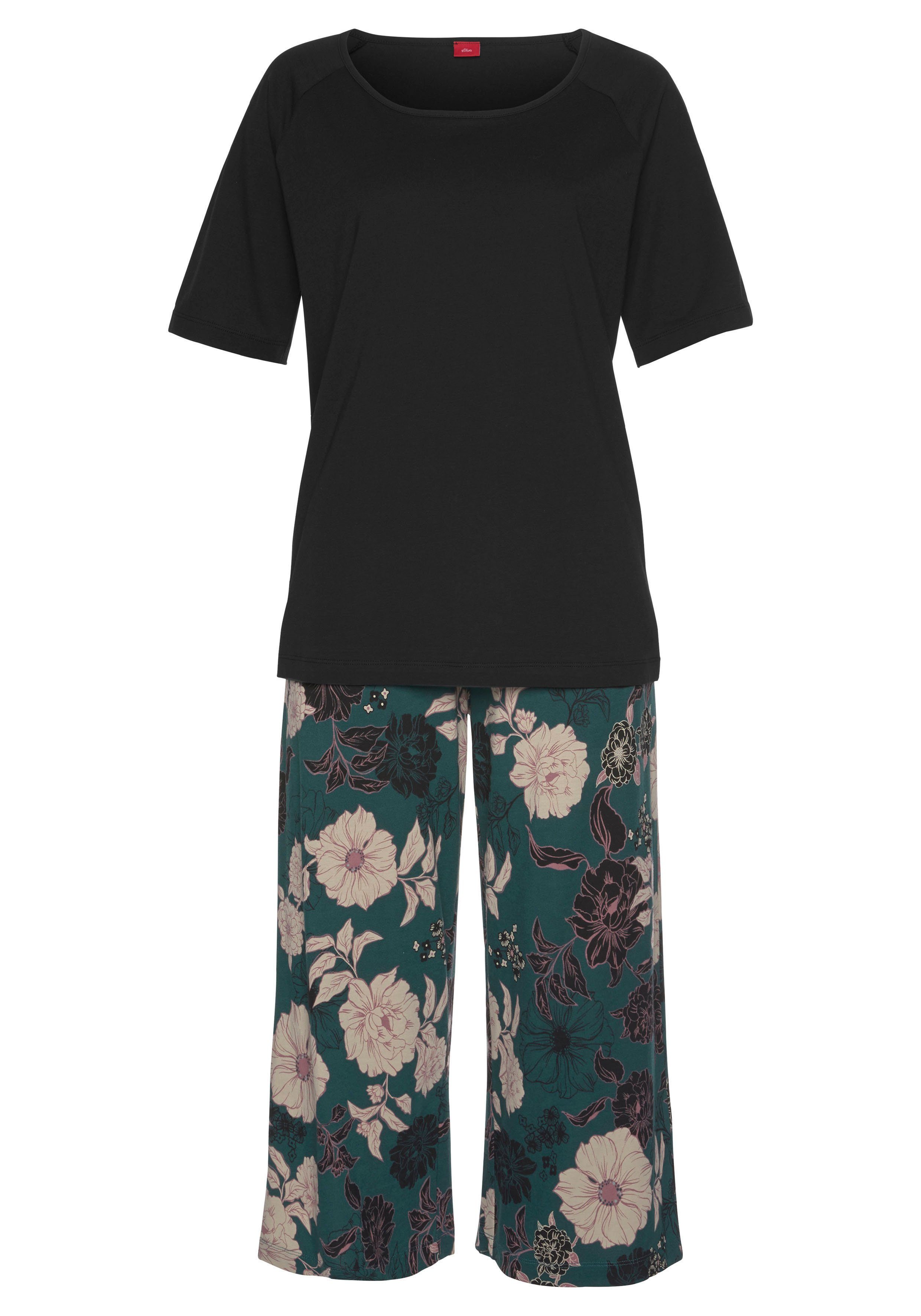 s.Oliver Capri-Pyjama (2 tlg) mit geblümter günstig online kaufen