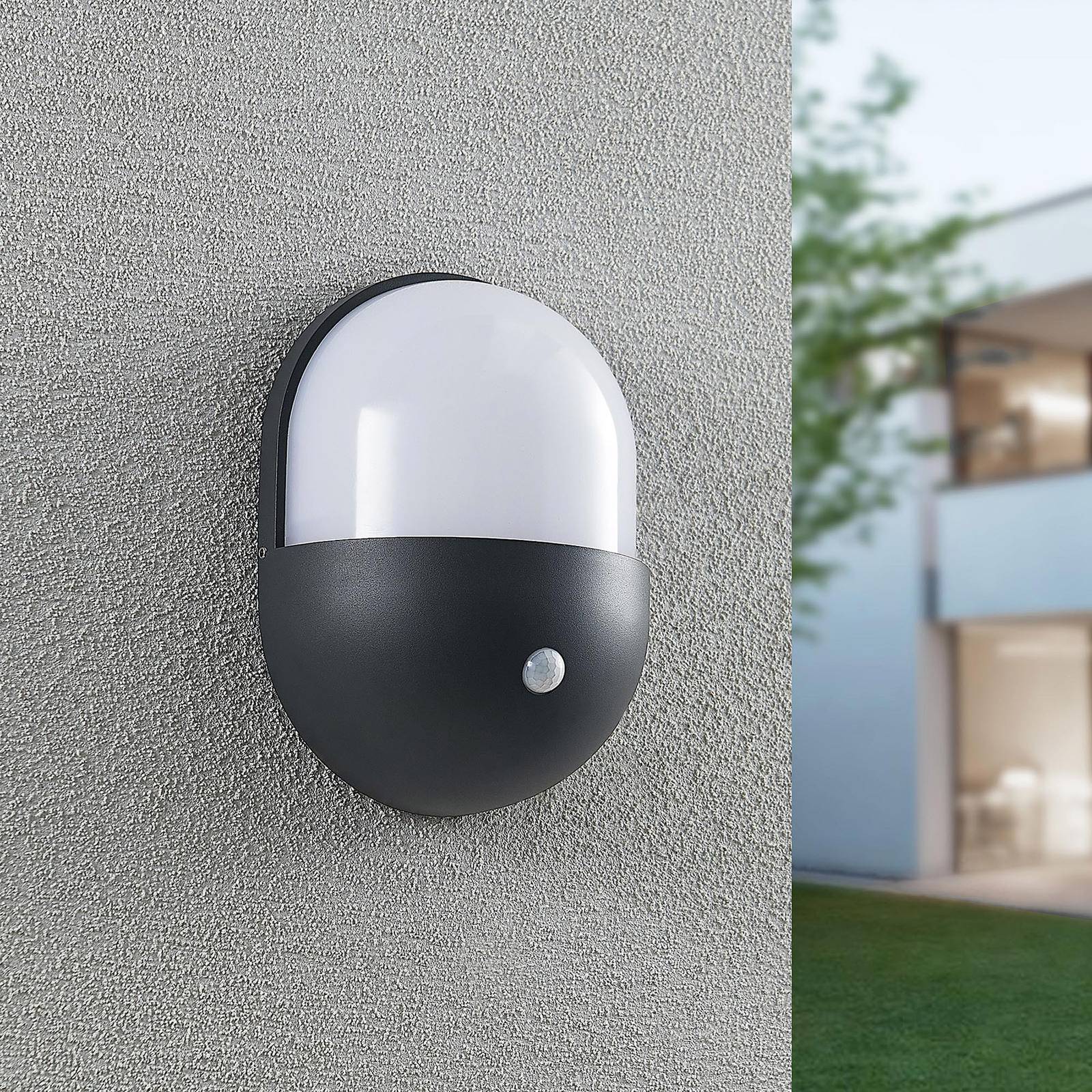 Lindby Dianko LED-Außenwandleuchte, rund, Sensor günstig online kaufen