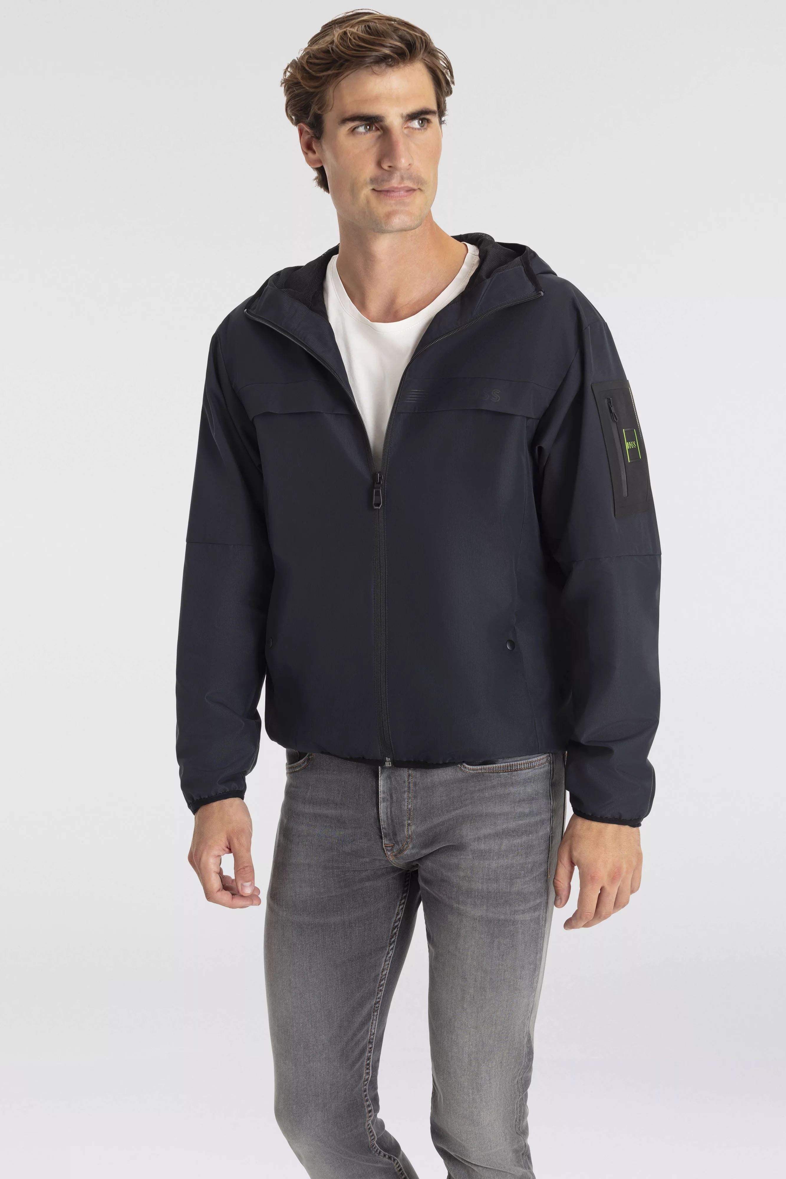 BOSS GREEN Windbreaker "J Farrier", mit Kapuze, mit Markenlabel günstig online kaufen