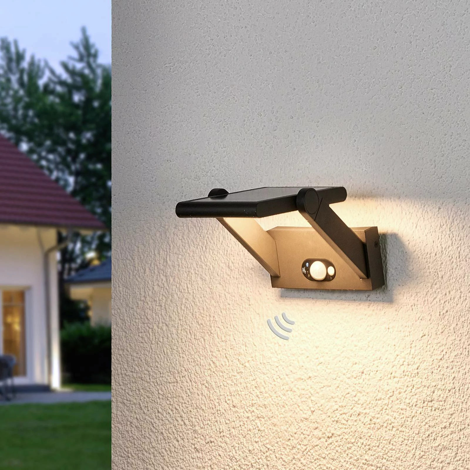 Solarbetriebene LED-Außenwandlampe Valerian günstig online kaufen