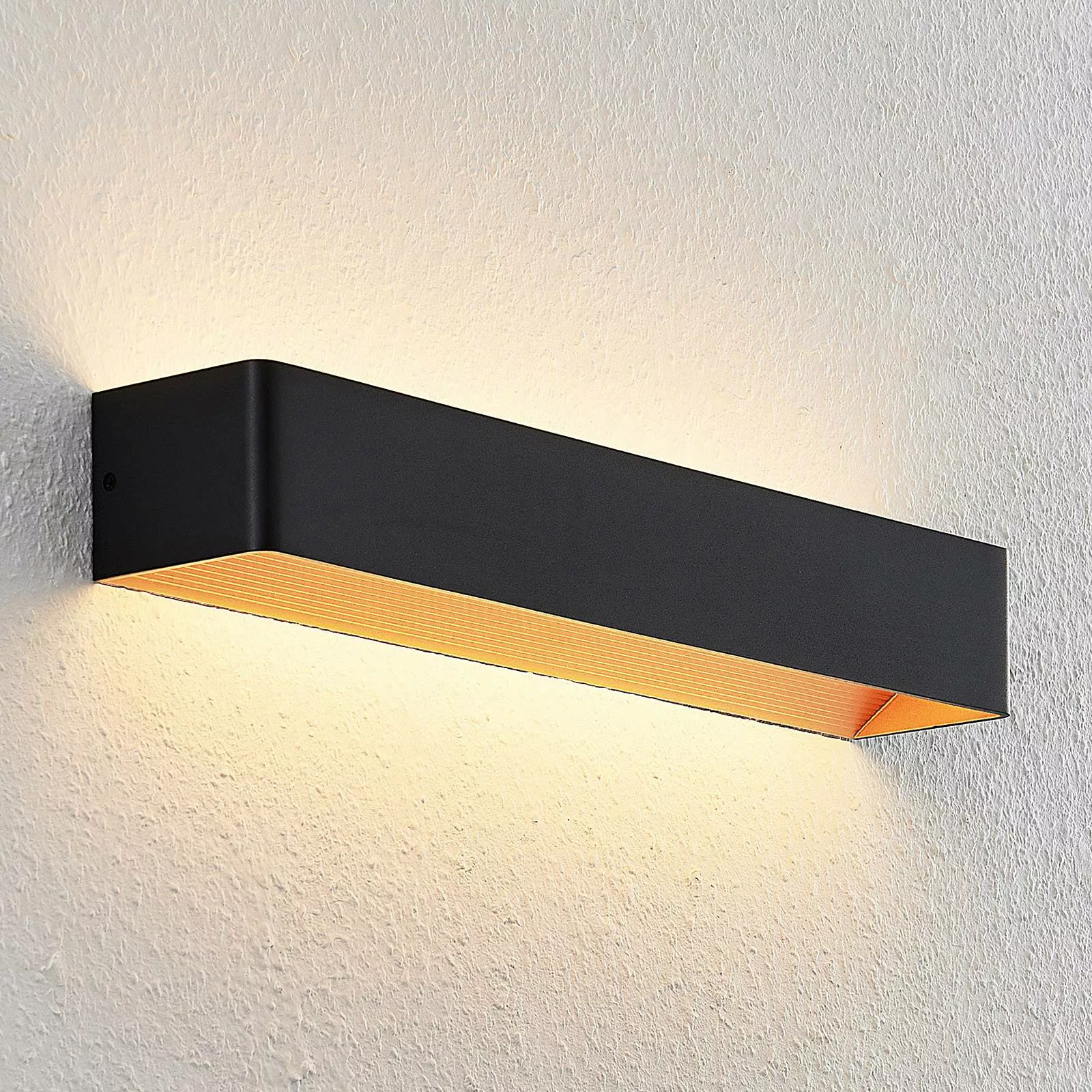 Arcchio Karam LED-Wandleuchte, 53 cm, schwarz günstig online kaufen