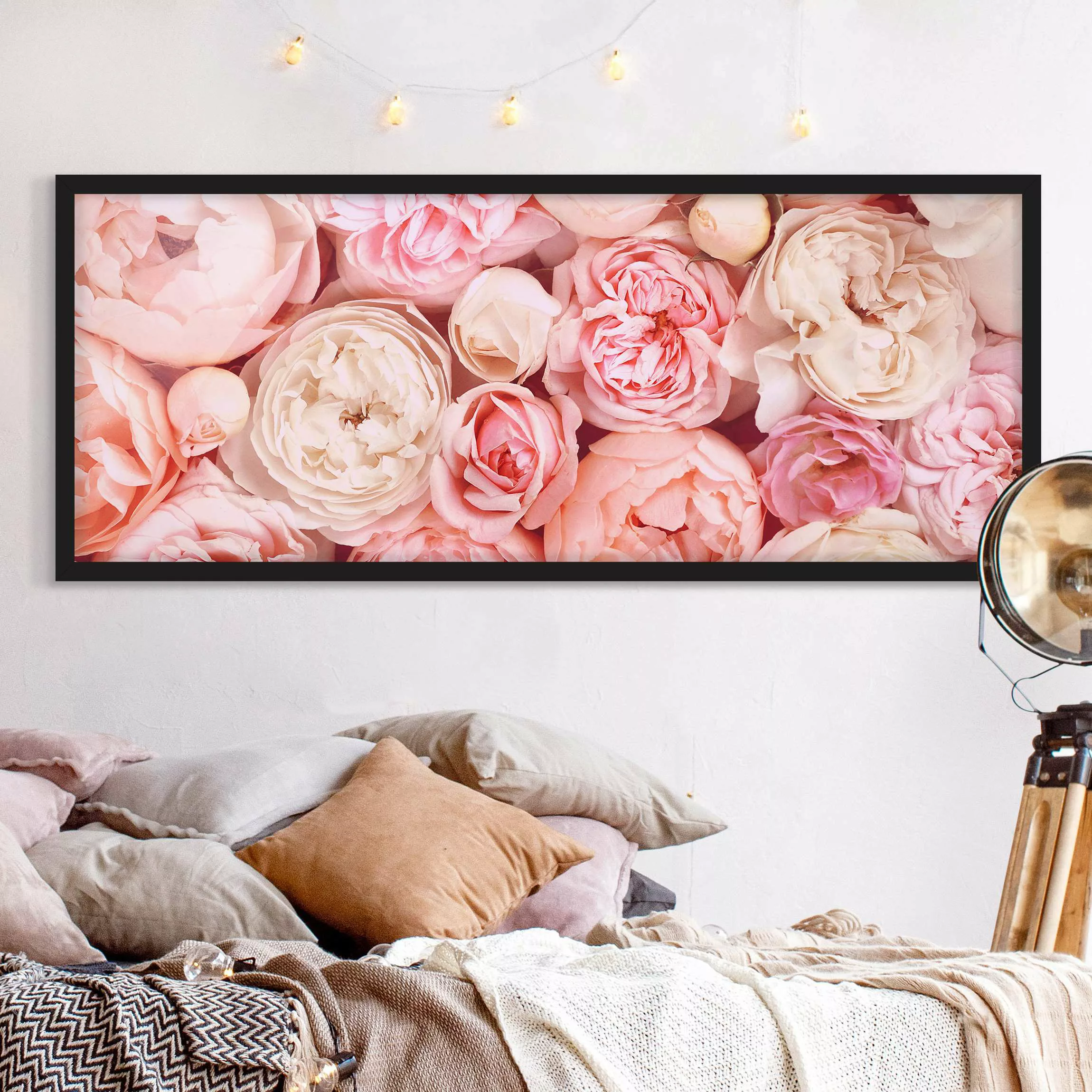 Bild mit Rahmen Blumen - Panorama Rosen Rosé Koralle Shabby günstig online kaufen