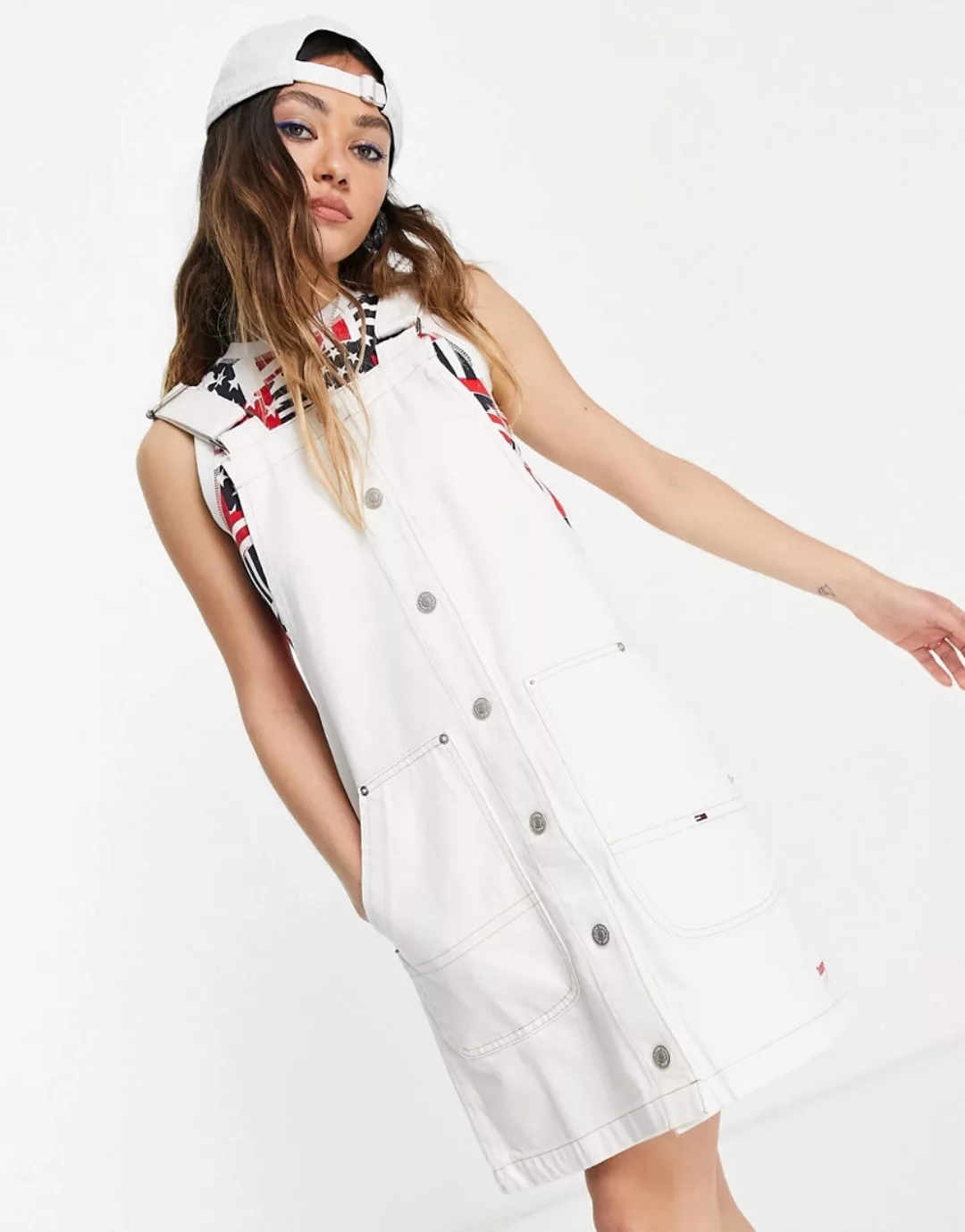 Tommy Jeans Short Dungaree Snap Kurzes Kleid XS Work White Rigid günstig online kaufen