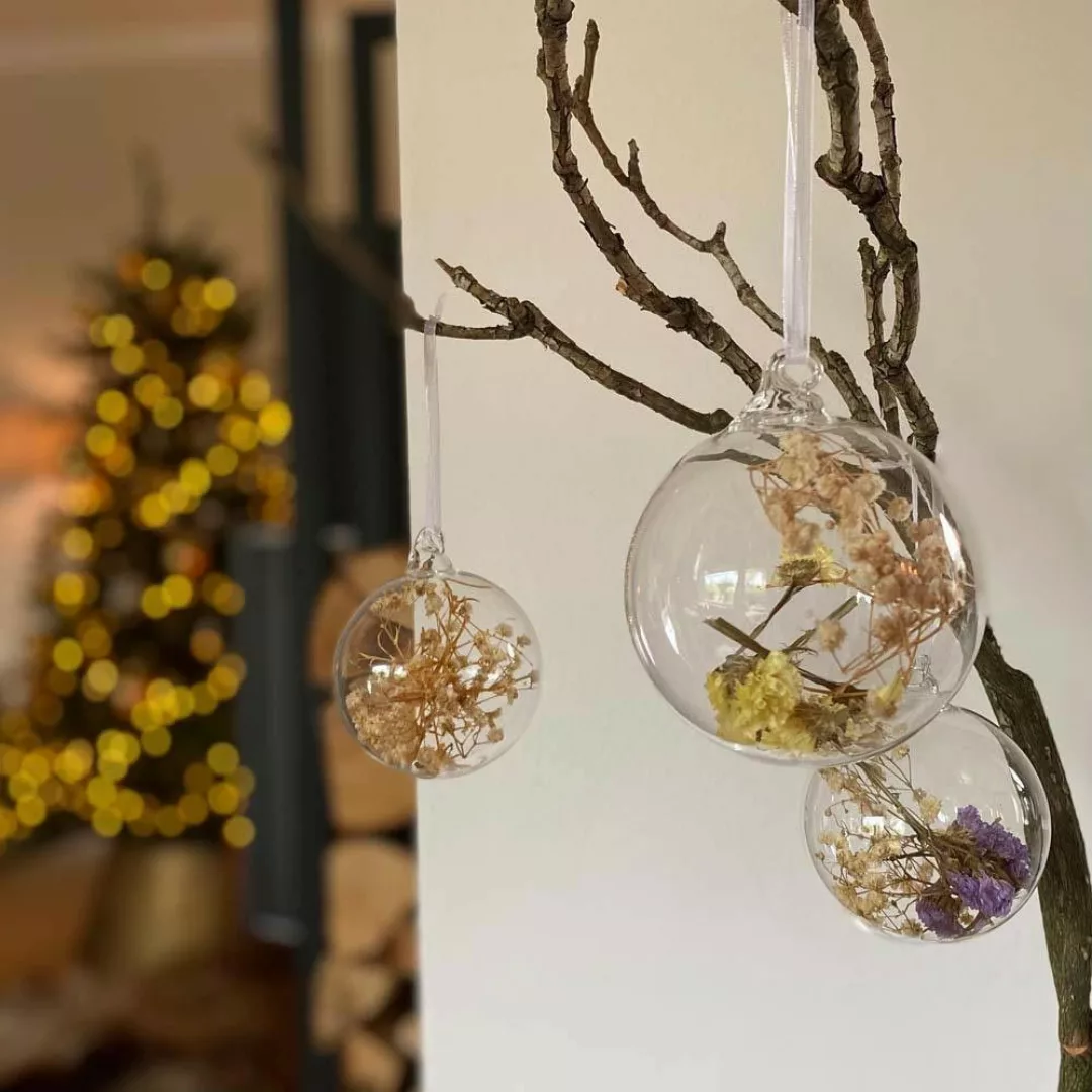 Christbaumkugeln Klarglas gefüllt mit Trockenblumen 3 Stück Weihnachtskugel günstig online kaufen