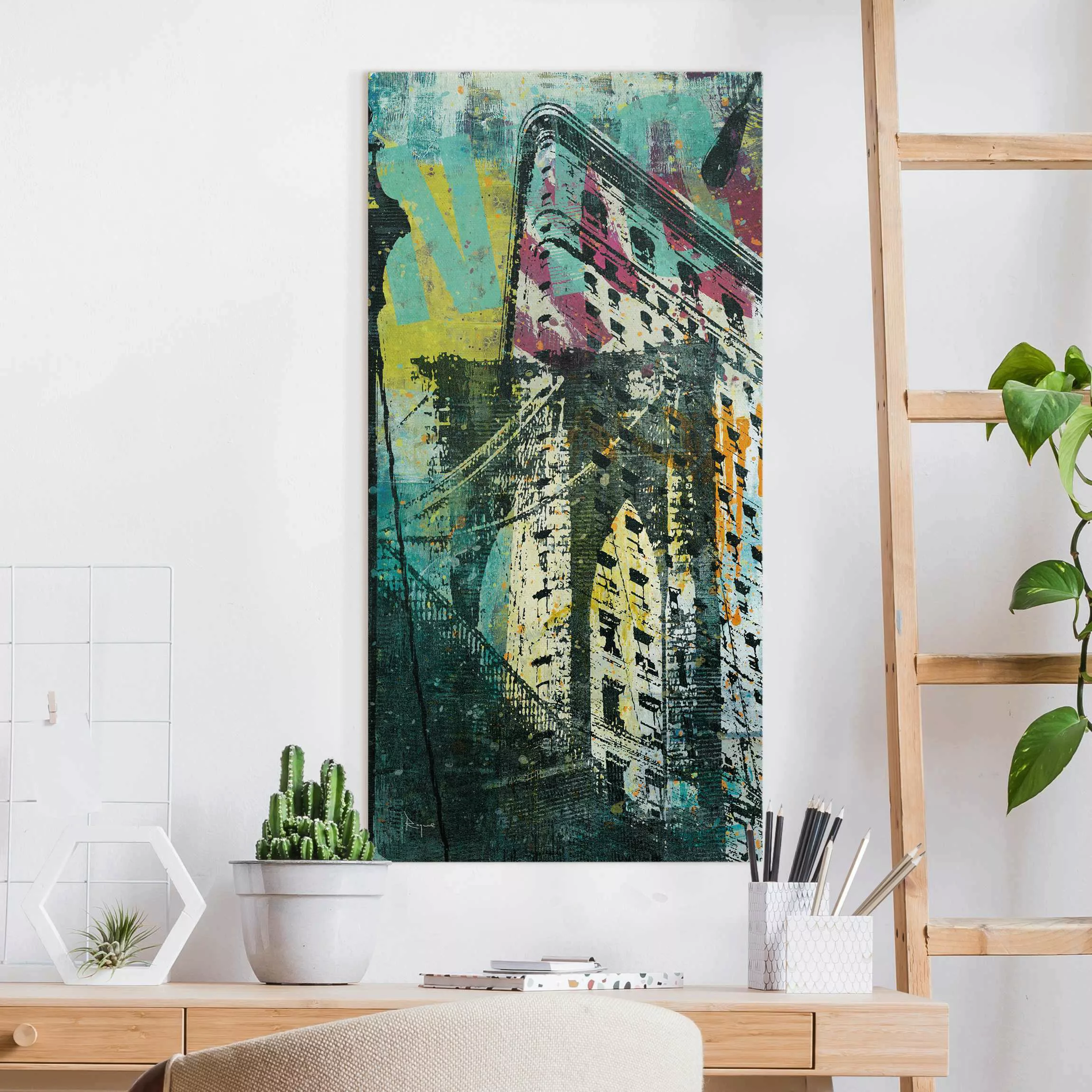 Leinwandbild NY Graffiti Iron Flat Building günstig online kaufen