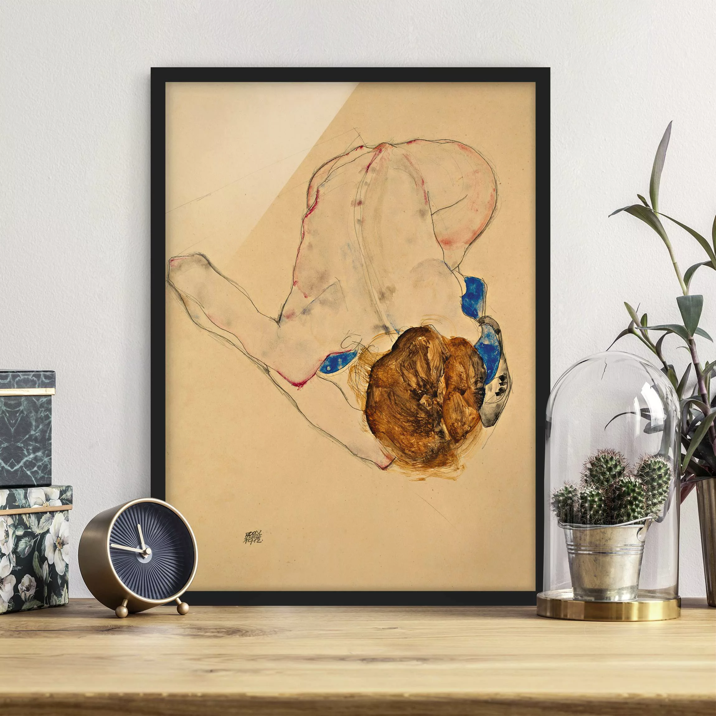 Bild mit Rahmen Kunstdruck - Hochformat Egon Schiele - Nach vorne gebeugter günstig online kaufen