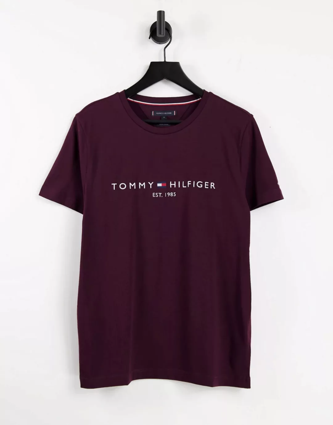 Tommy Hilfiger – Klassisches T-Shirt mit Logo in Burgunder-Rot günstig online kaufen