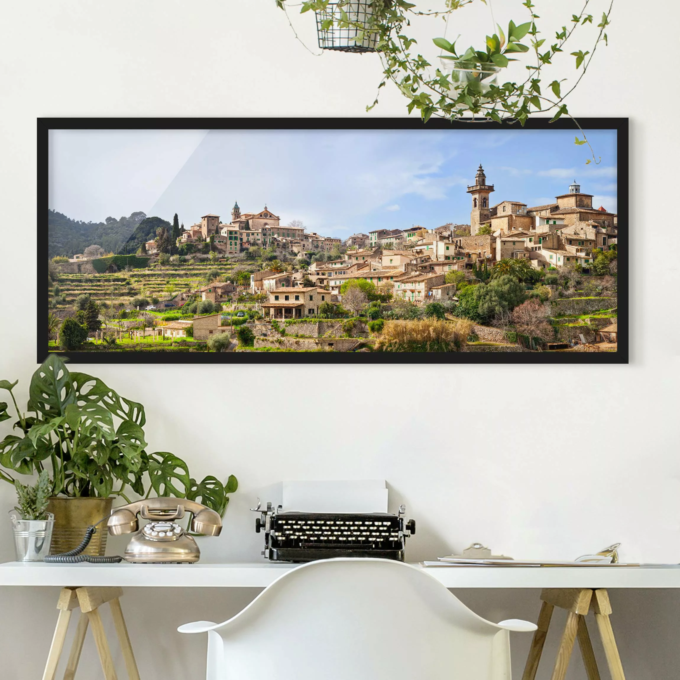Bild mit Rahmen Architektur & Skyline - Panorama Rural Valldemossa günstig online kaufen