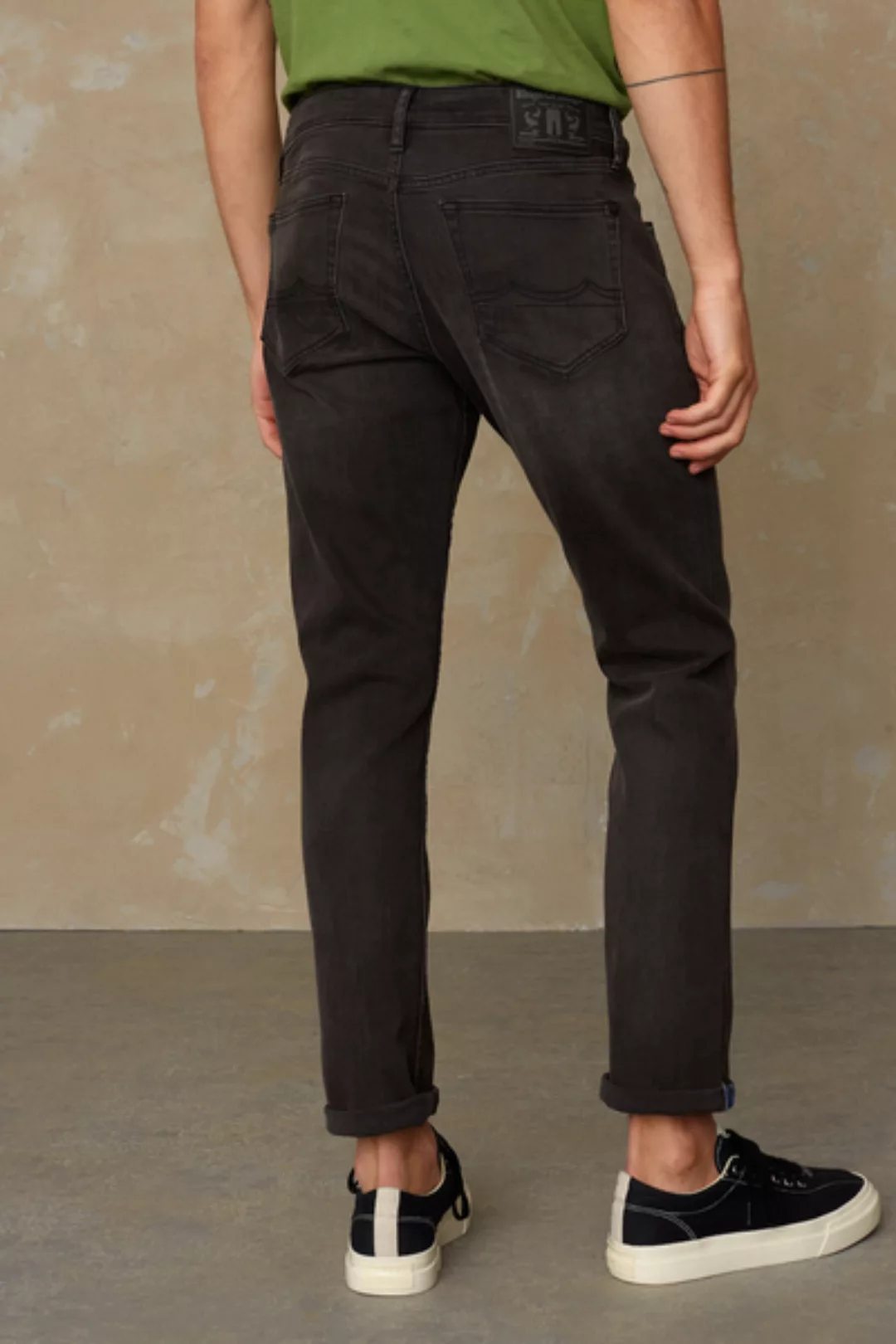Slim-fit Jeans Aus Bio Baumwolle - Charles - Gorbi Black Faded günstig online kaufen