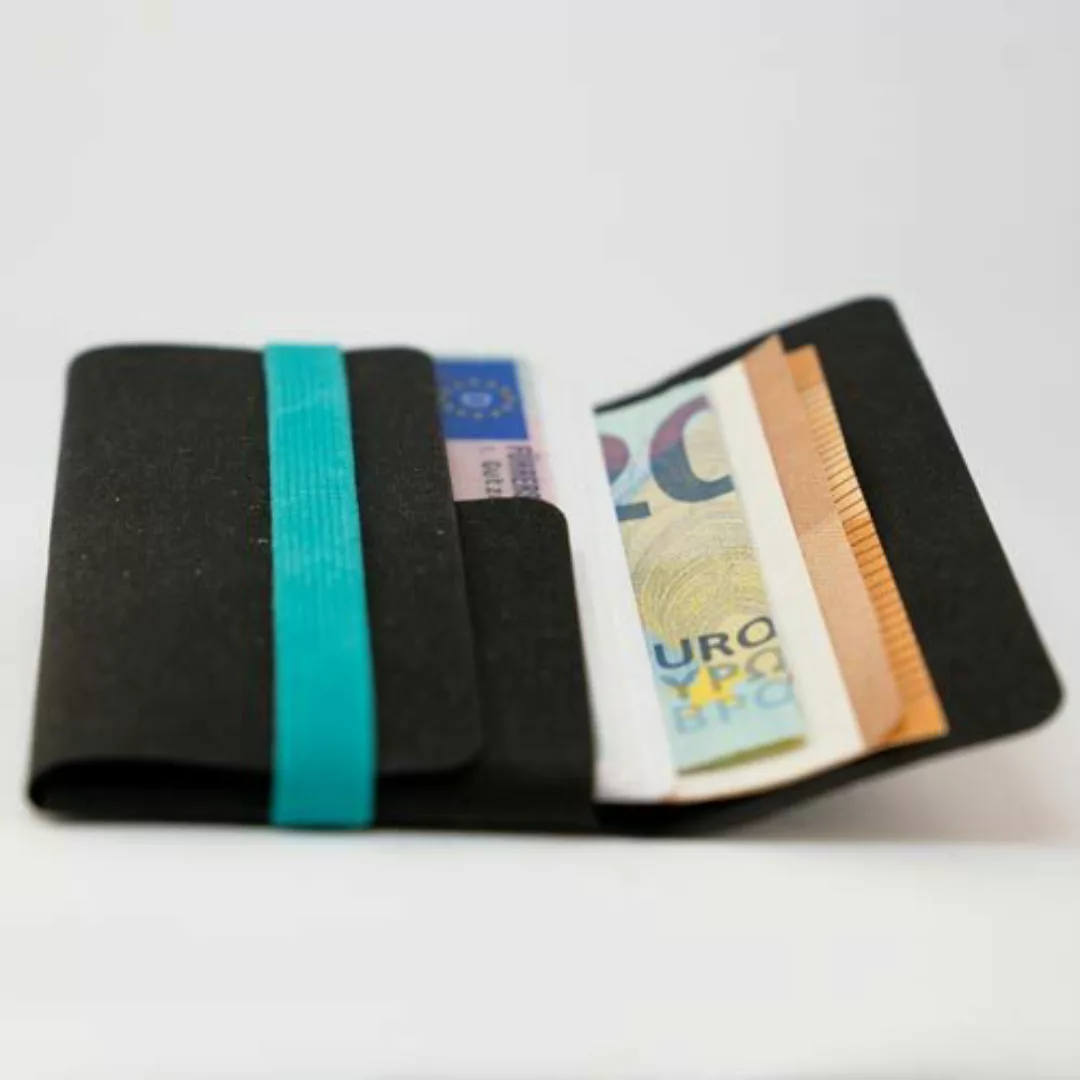 Slim Wallet. Karten-portemonnaie "A&K Tiny" Schwarz günstig online kaufen