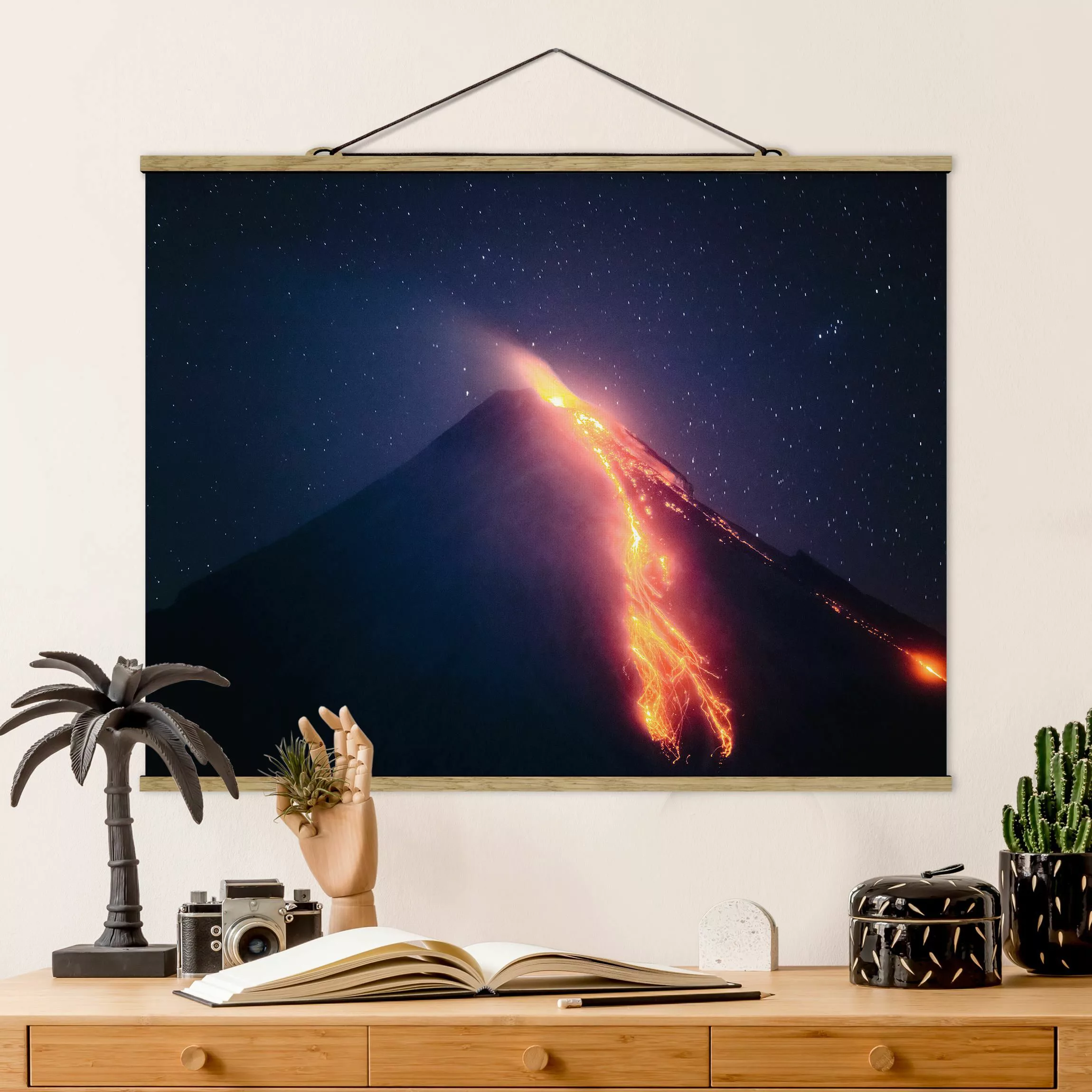 Stoffbild mit Posterleisten Vulkanausbruch günstig online kaufen