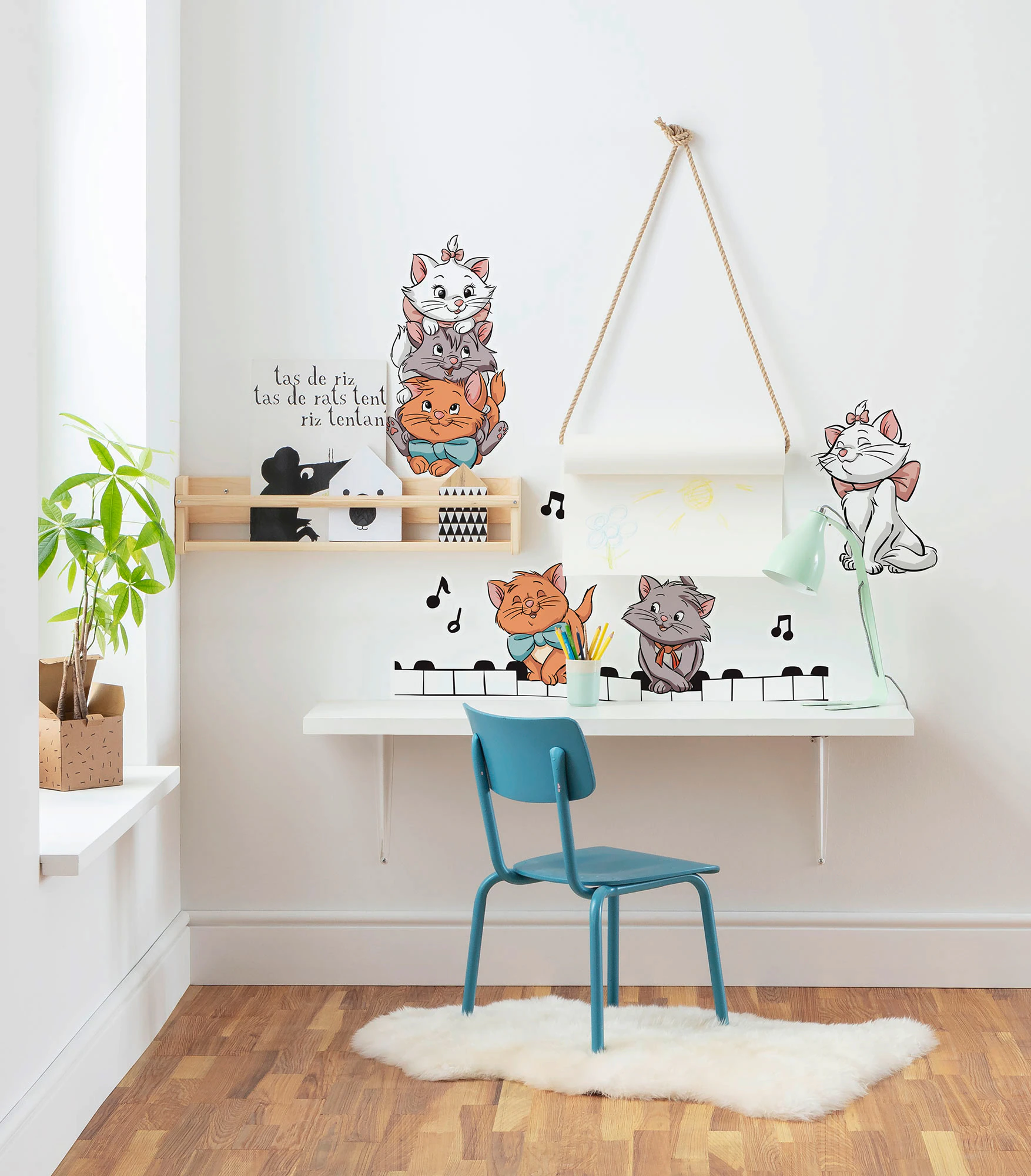 Komar Wandtattoo "Aristocats Kittens - Größe 50 x 70 cm", (7 St.), selbstkl günstig online kaufen