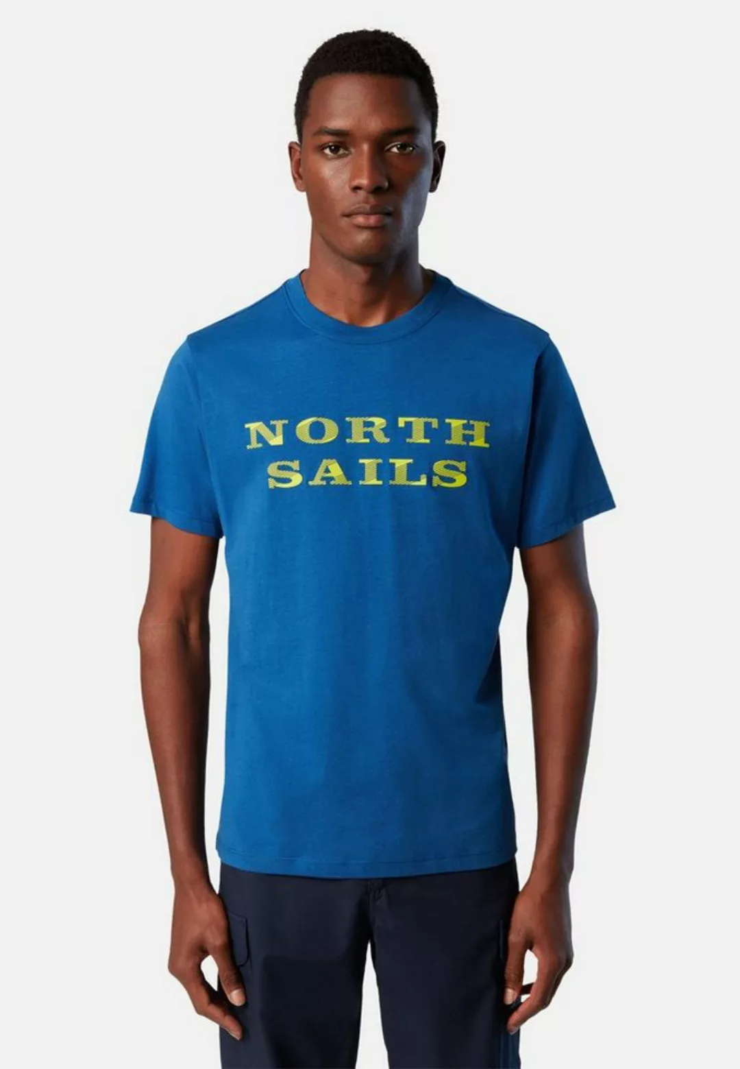 North Sails T-Shirt T-Shirt mit Brustaufdruck Ton-in-Ton-Nähte günstig online kaufen