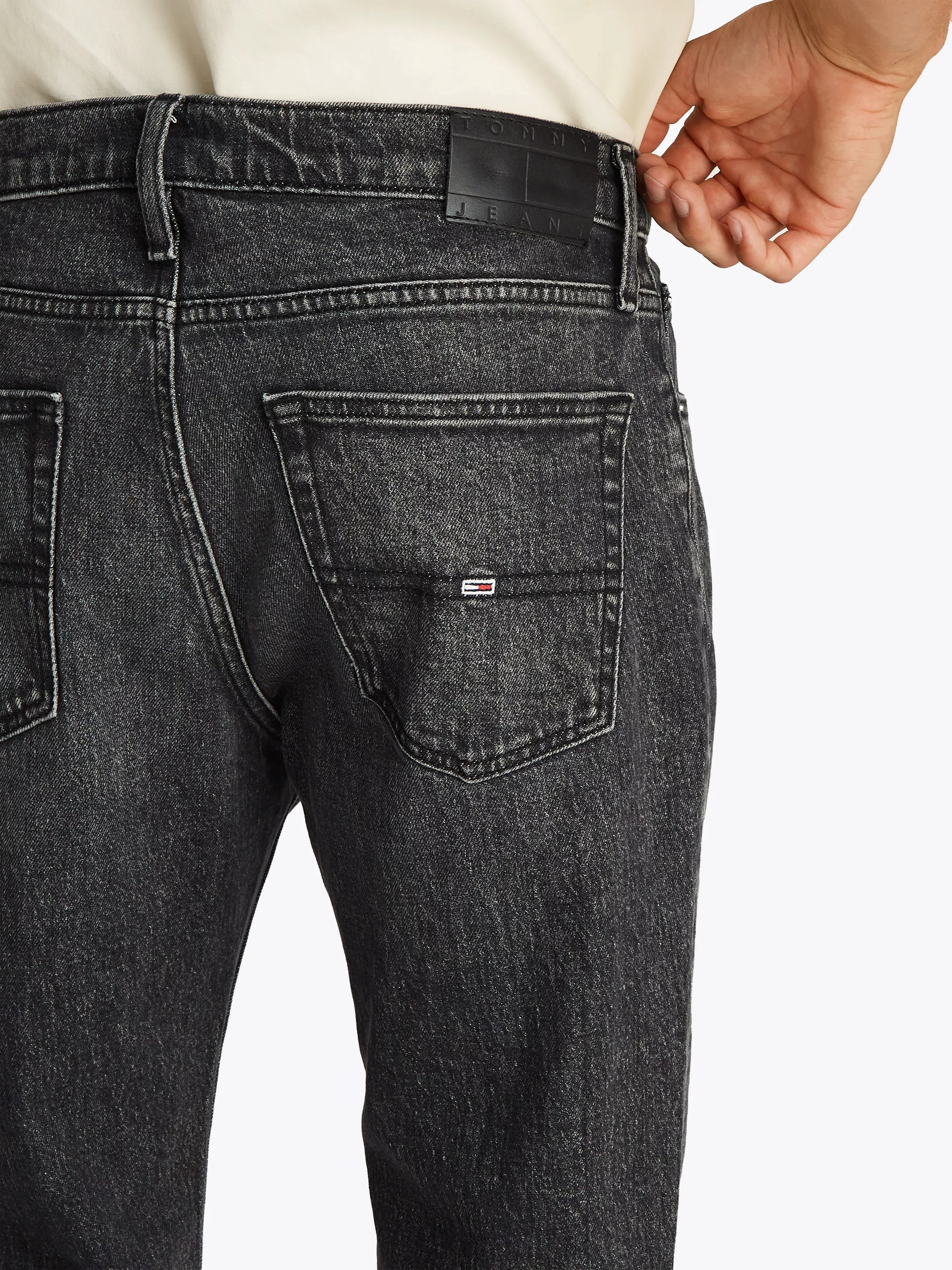 Tommy Jeans Regular-fit-Jeans "RYAN RGLR STRGHT", mit Logoprägung günstig online kaufen