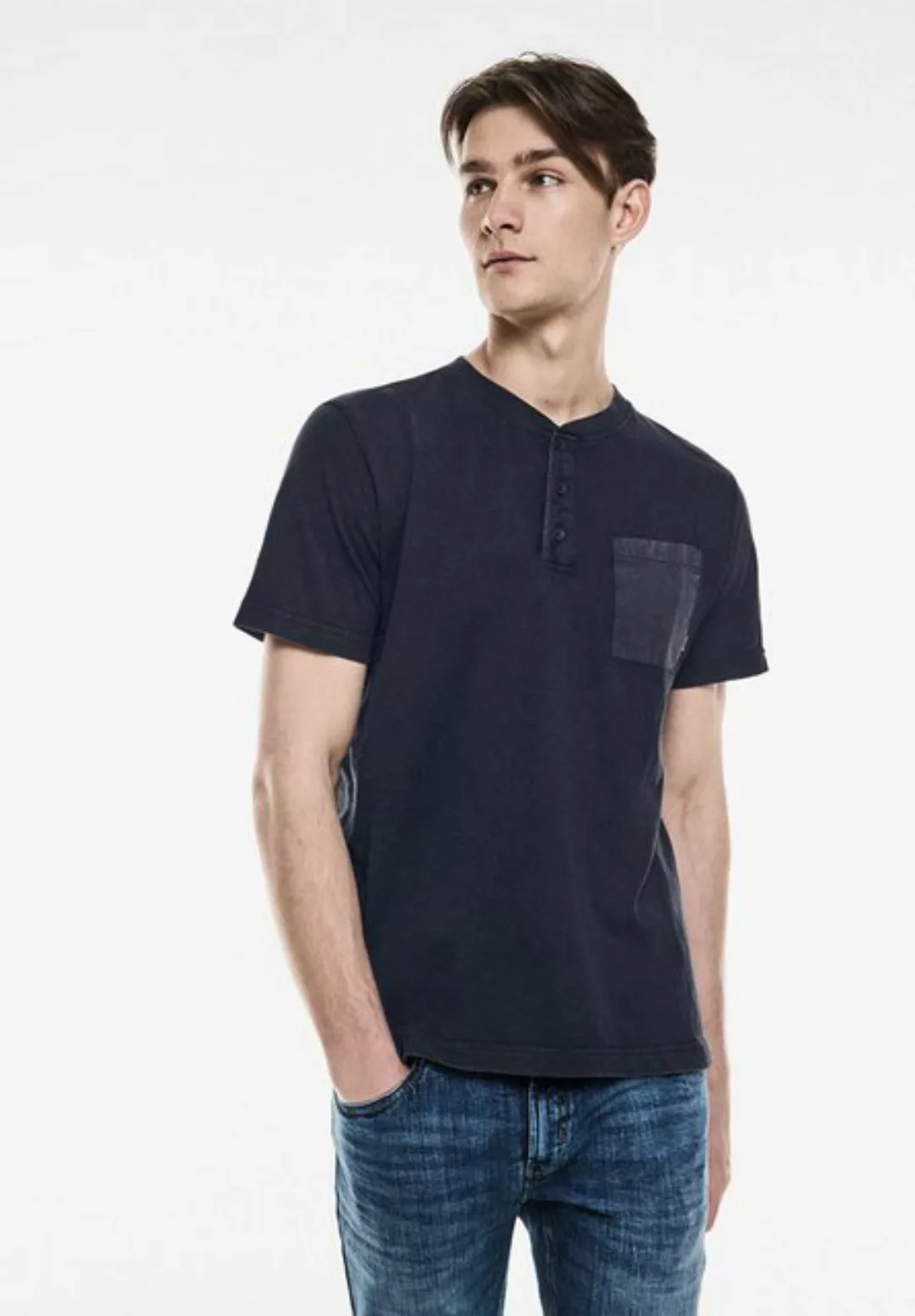 STREET ONE MEN T-Shirt mit Brusttaschen und Knopfleiste günstig online kaufen