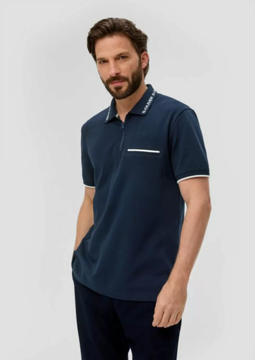 s.Oliver Kurzarmshirt Poloshirt mit Logo-Kragen Streifen-Detail günstig online kaufen