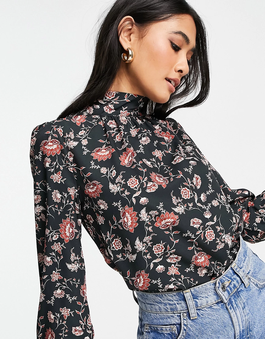 French Connection – Alison – Hemd mit Blümchenmuster in Schwarz günstig online kaufen