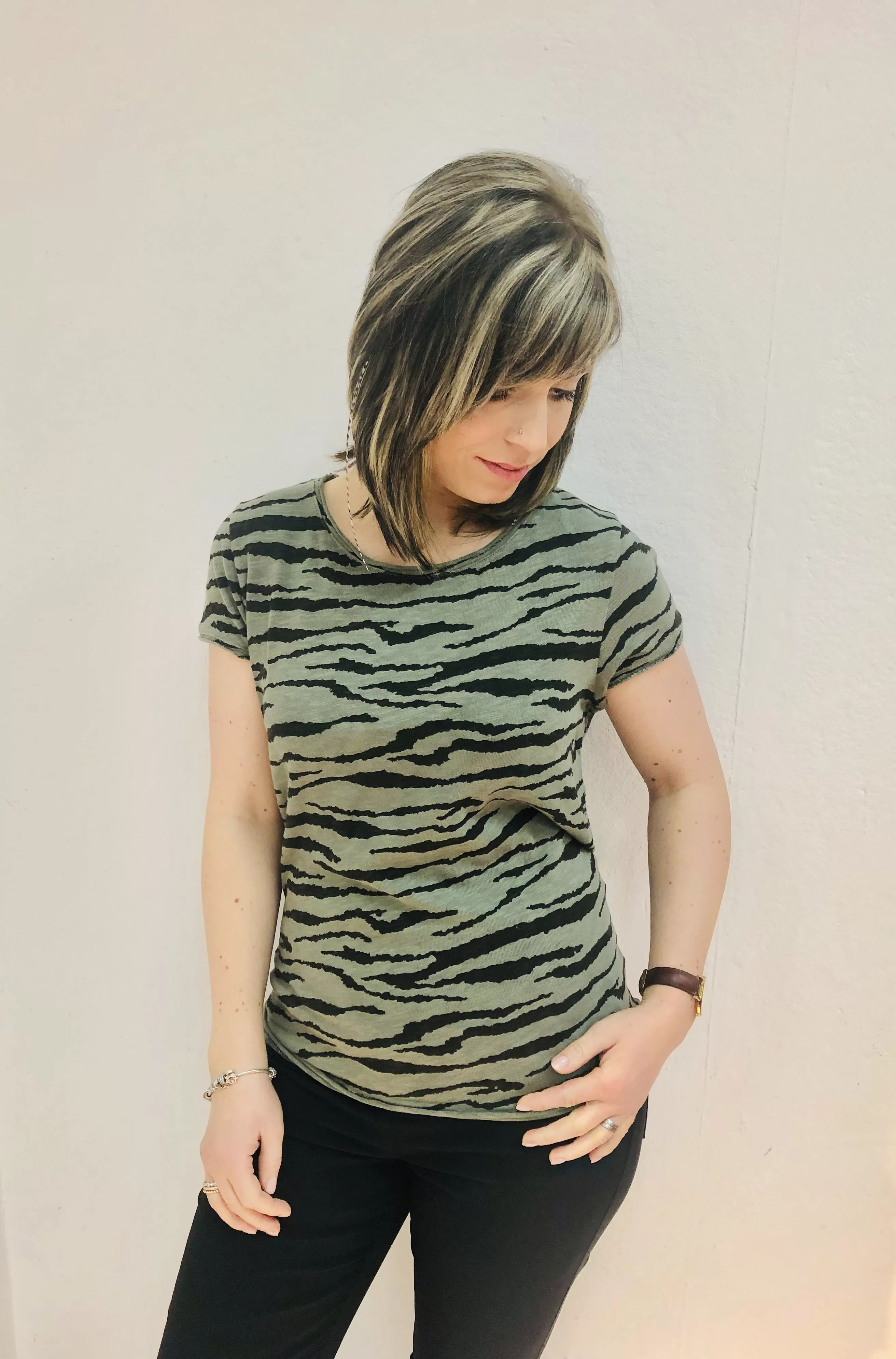 Munich Freedom Kurzarm Shirt mit Zebra-Print khaki günstig online kaufen