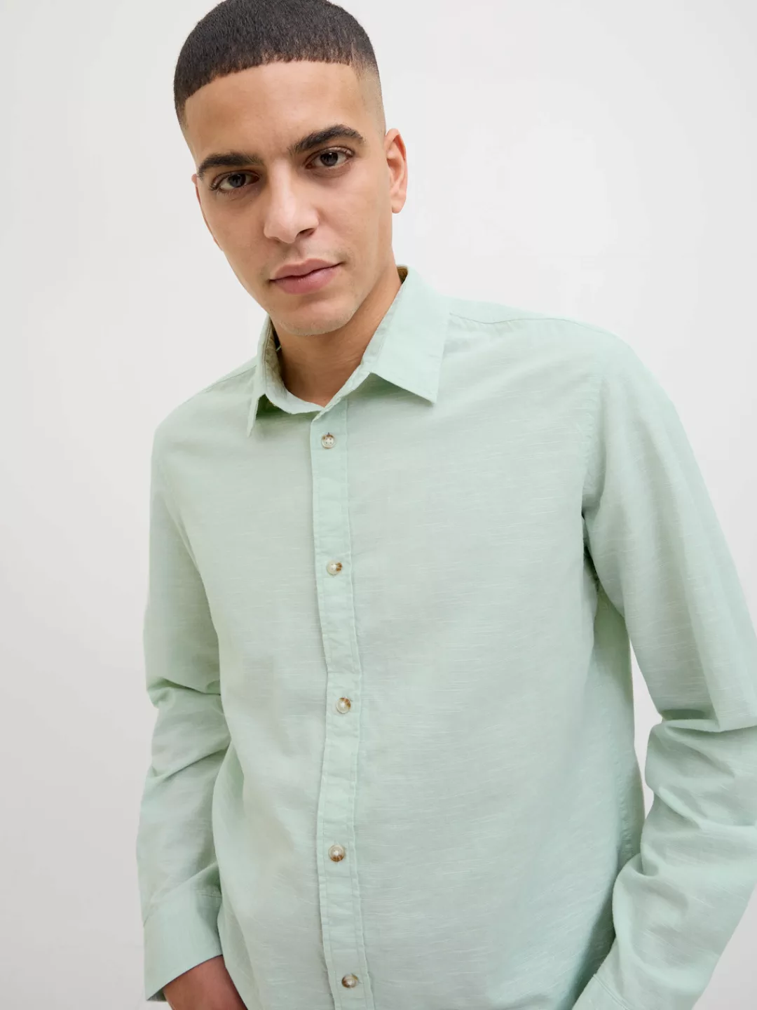 Jack & Jones Langarmhemd JJESUMMER SHIRT LS SN mit Hemdkragen günstig online kaufen