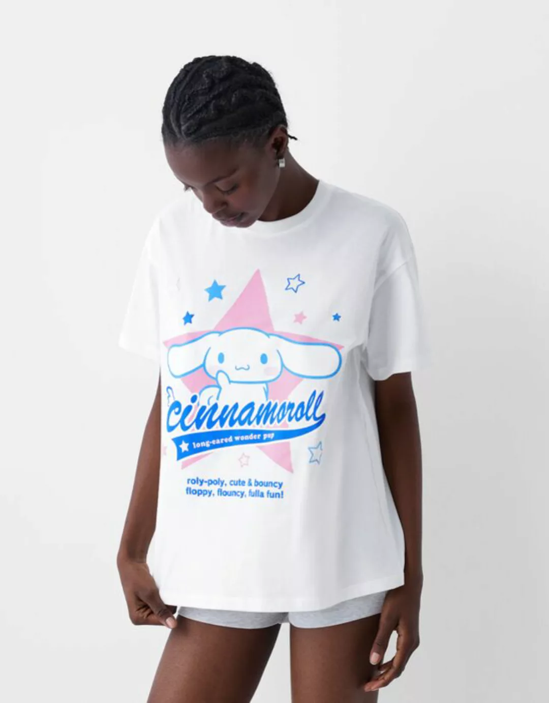 Bershka T-Shirt Cinnamoroll Mit Kurzen Ärmeln Und Print Damen S Weiss günstig online kaufen